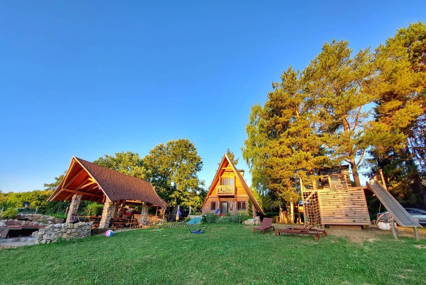 Mountain Cottage Jarilo - Scenic Fruska Gora Retreat with Fireplace, Sauna and Large Private Yard view 3