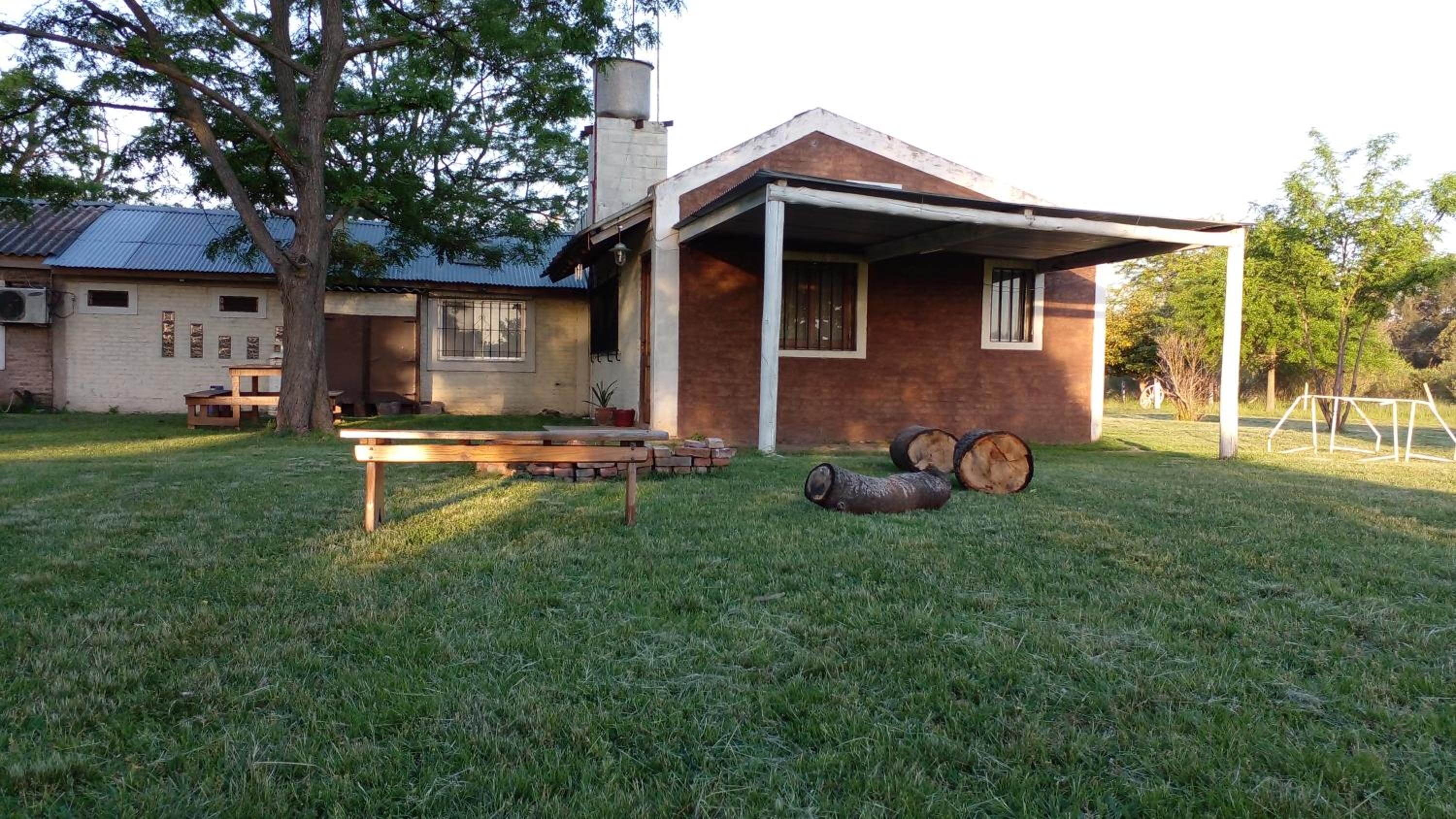 Los Arboles, casa completa a 5 minutos del Aeropuerto Ezeiza