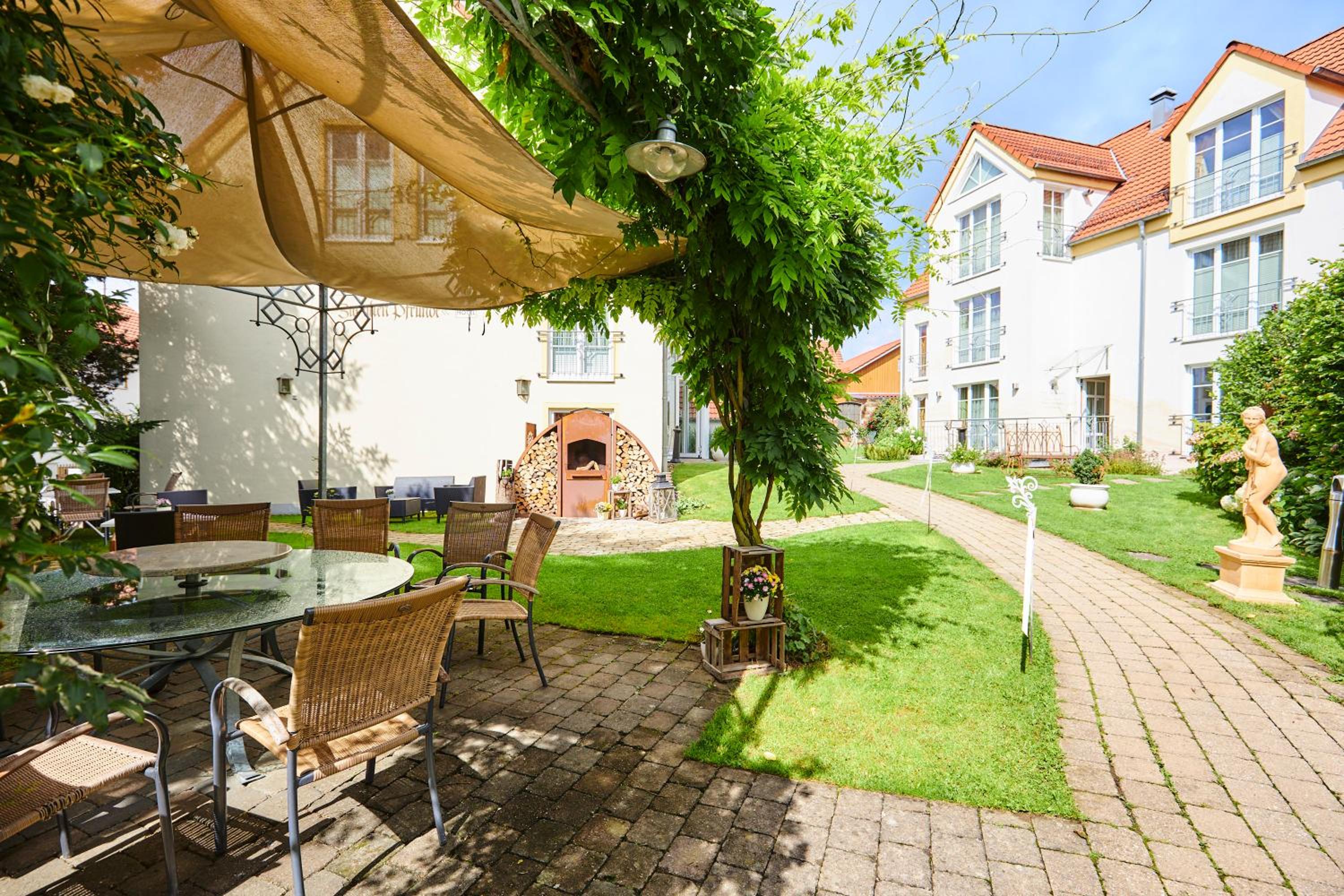 Flair Hotel Zum Schwarzen Reiter - Property Image 53