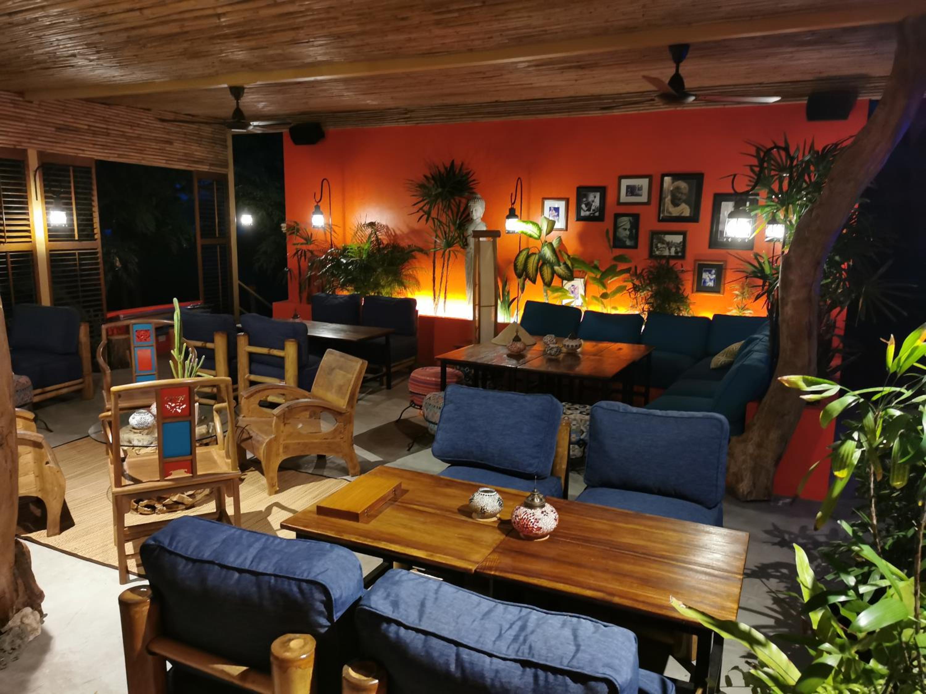 lounge