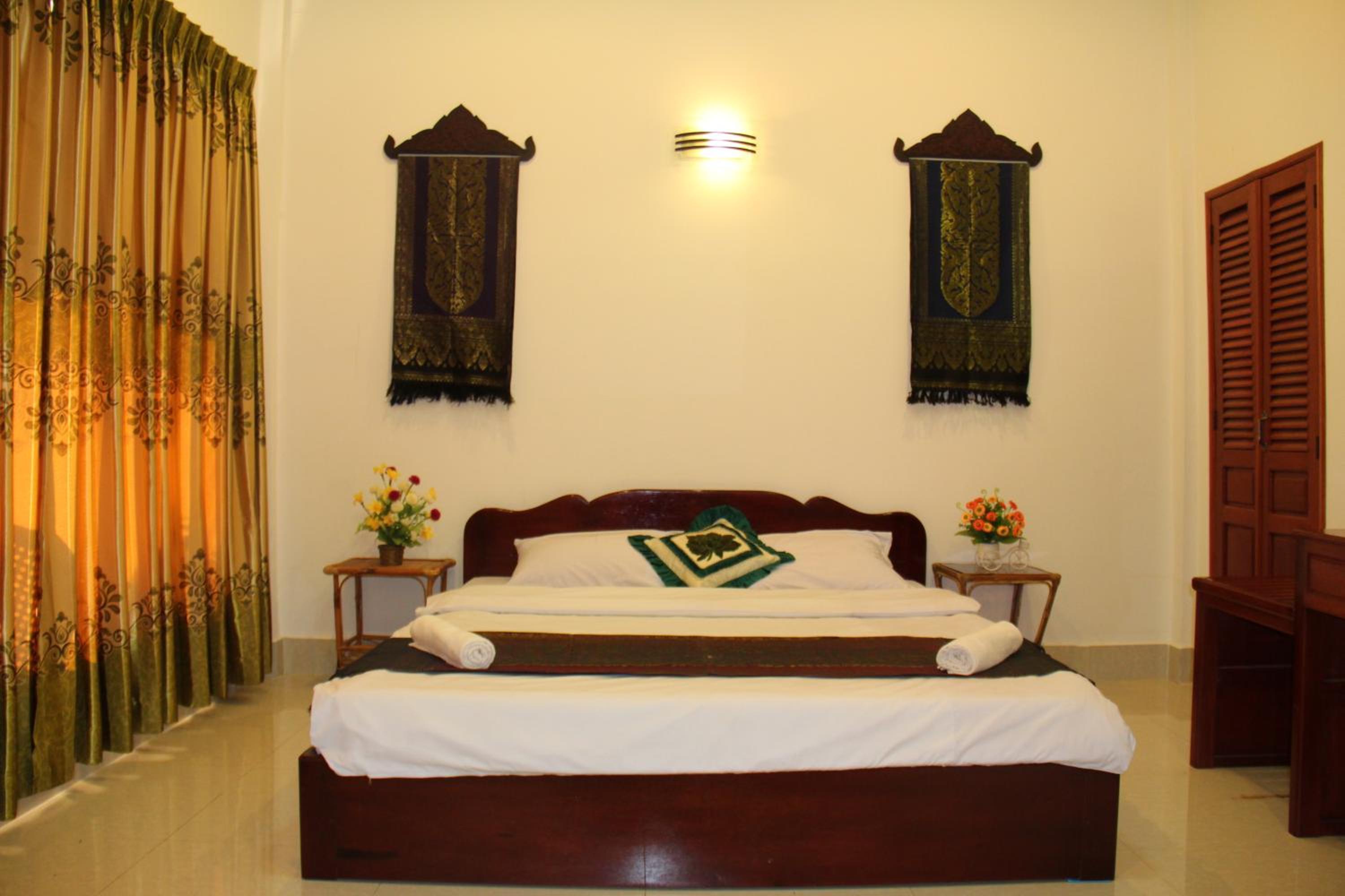 Reaksmey Meanrith Guesthouse and Residence