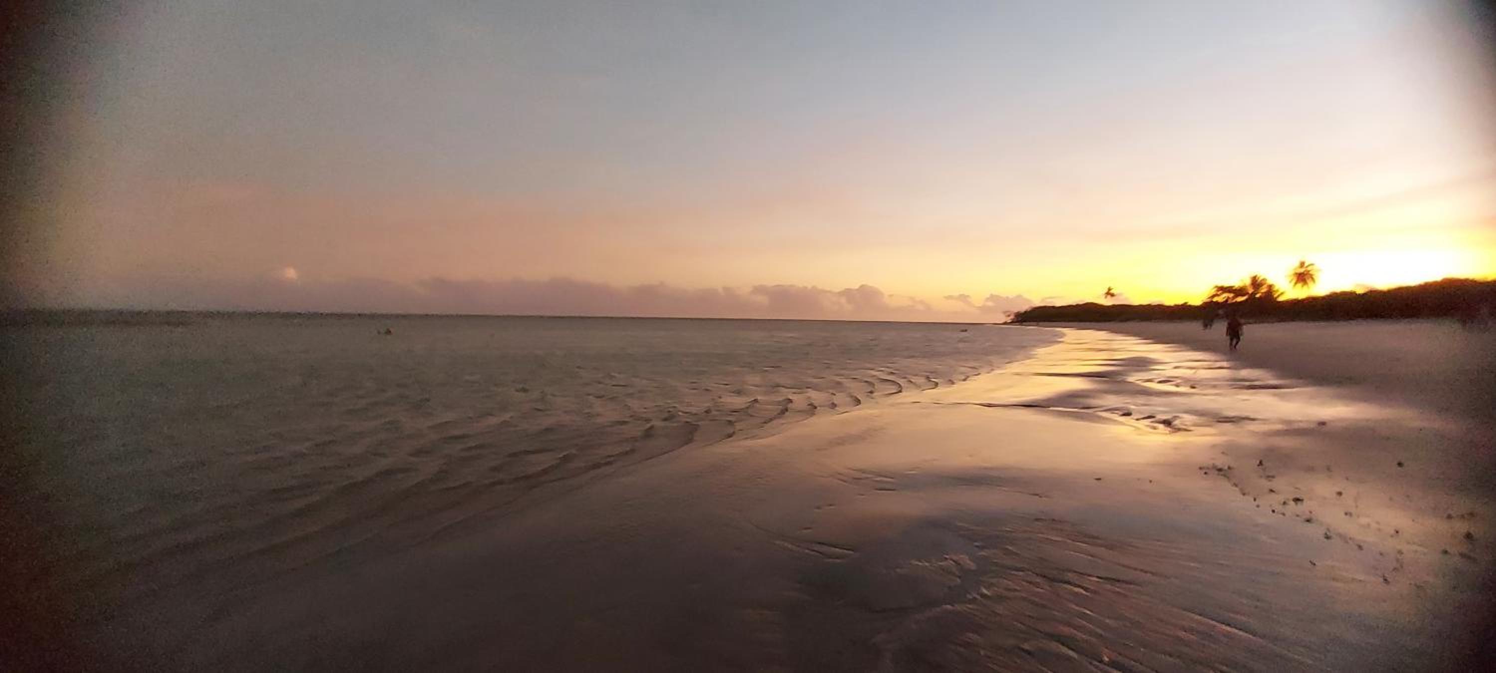 Excelente casa na ilha da Croa na Barra de Santo Antônio