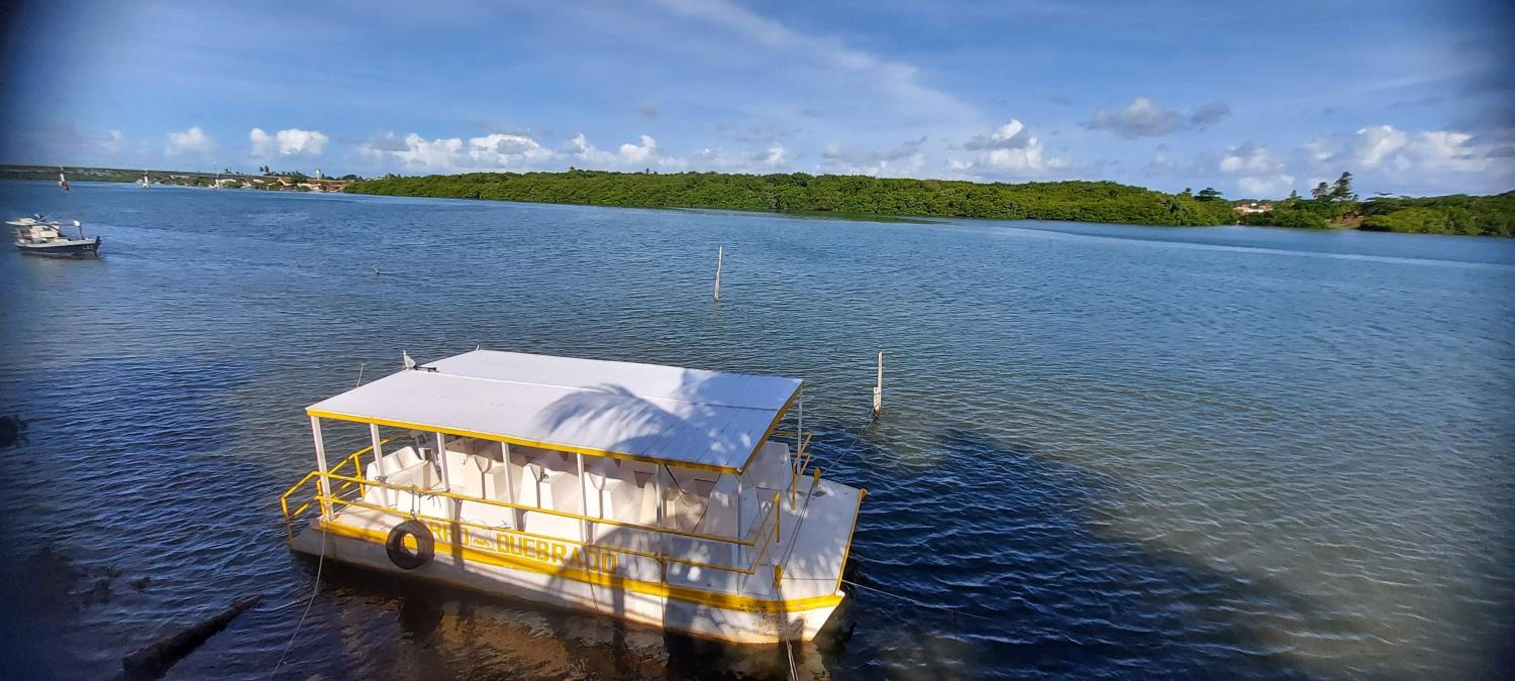 Excelente casa na ilha da Croa na Barra de Santo Antônio