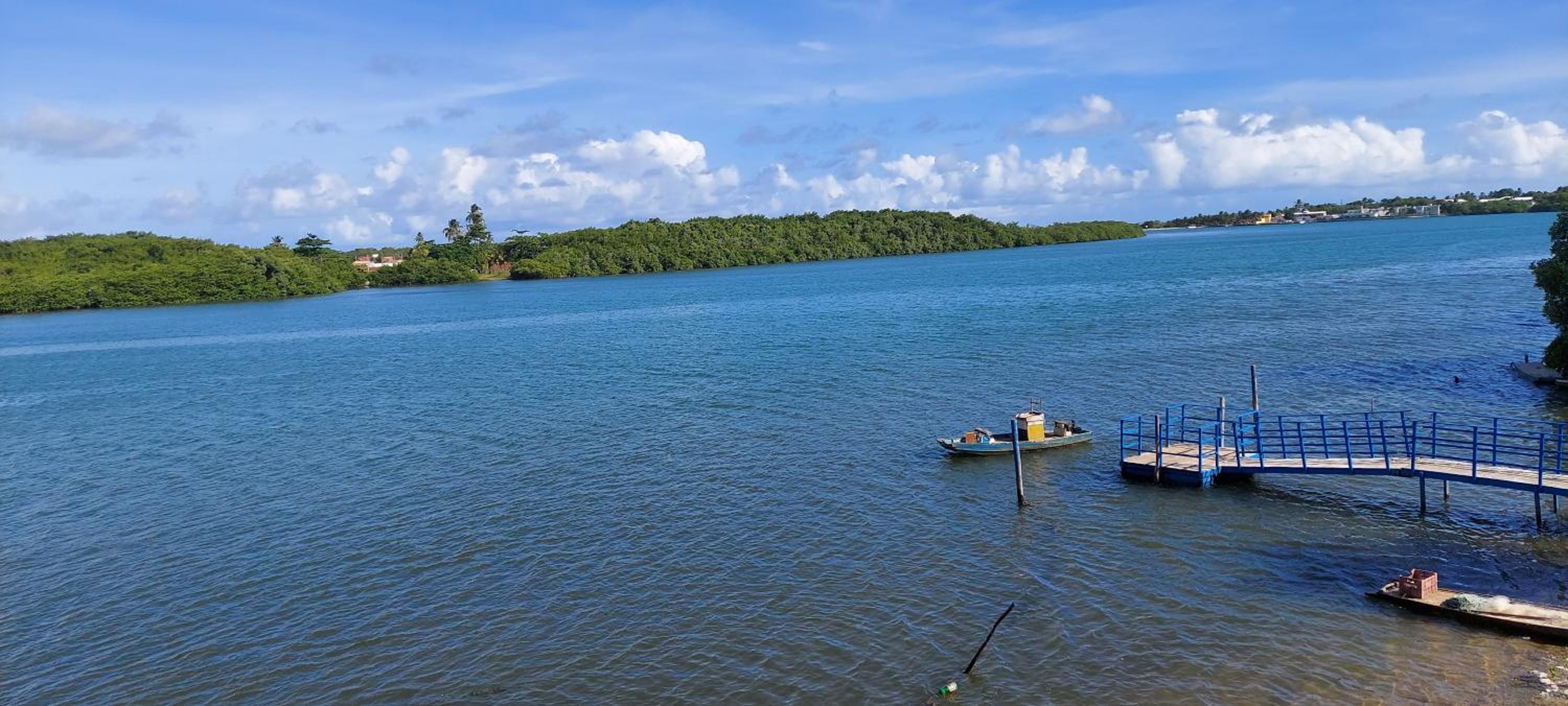 Excelente casa na ilha da Croa na Barra de Santo Antônio