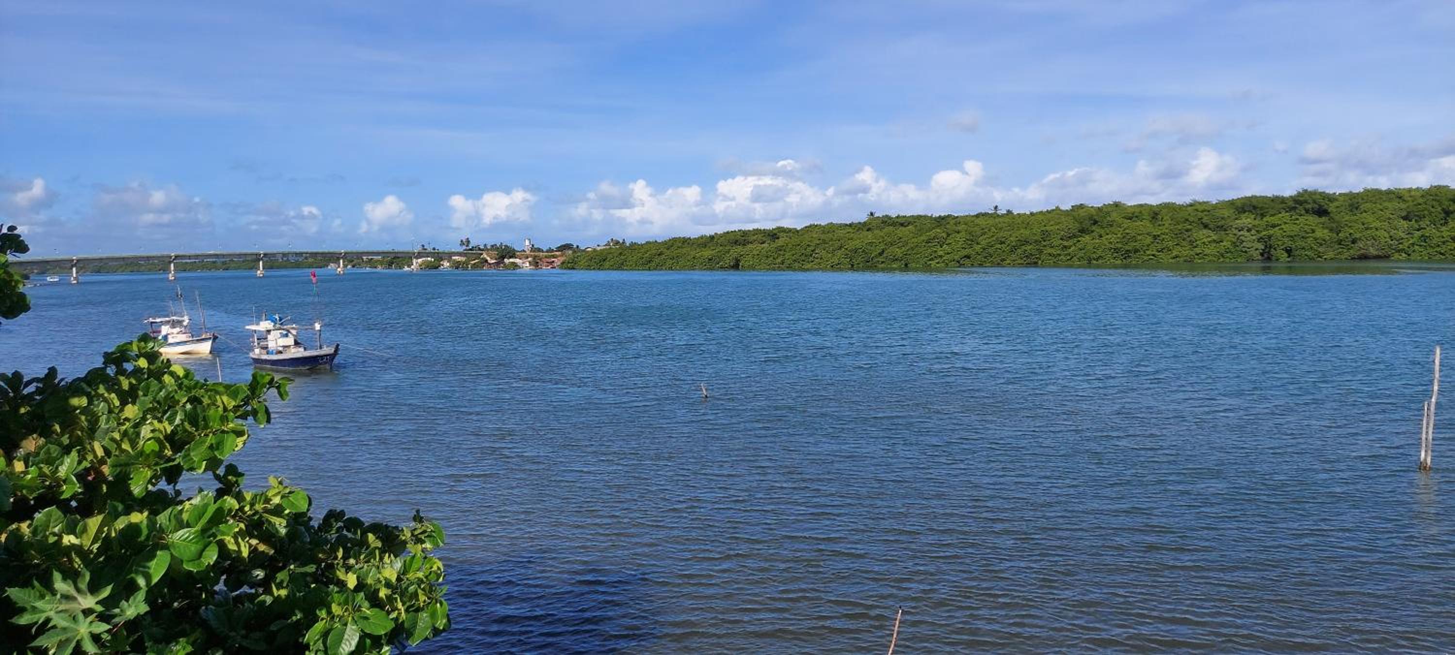 Excelente casa na ilha da Croa na Barra de Santo Antônio