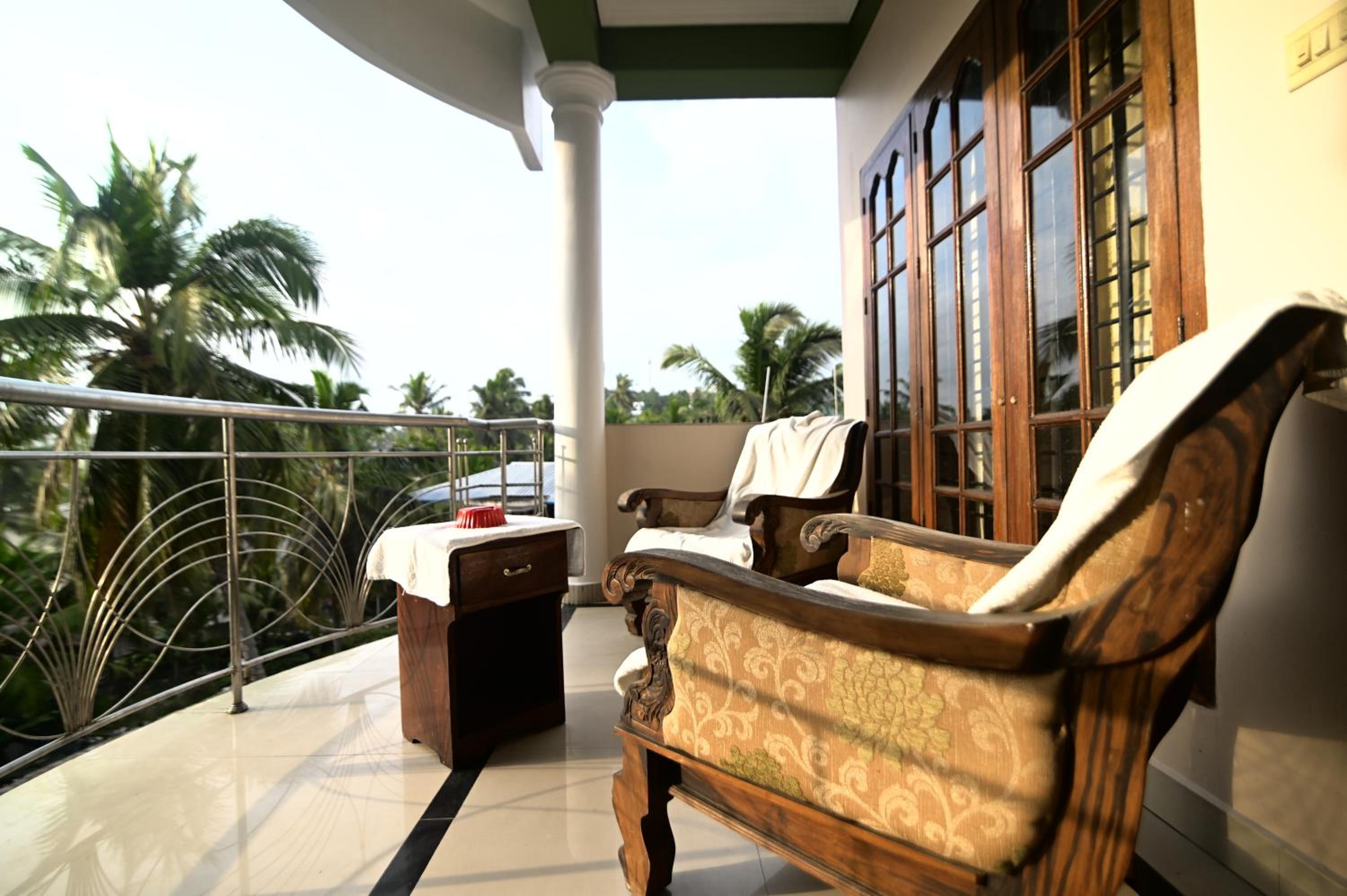 Kovalam Vacations - Sree Mookambika Beach Resort - Property Image 2