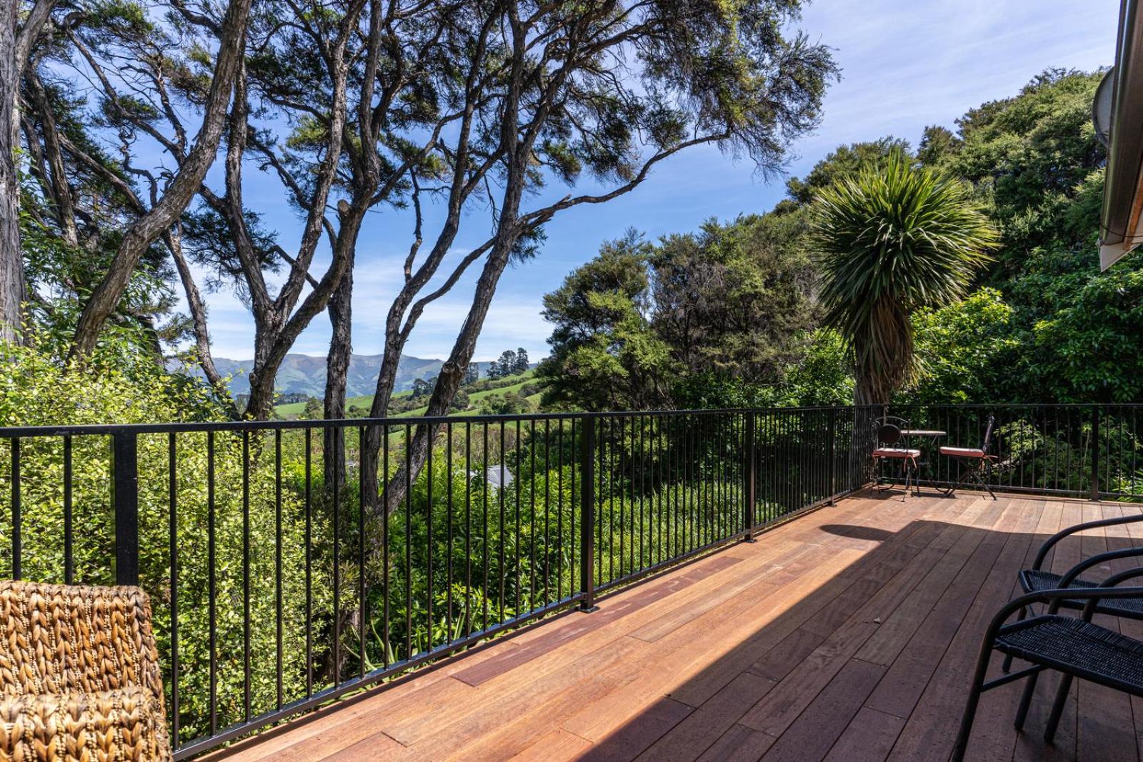 Woodside - Akaroa Holiday Cottage view 4