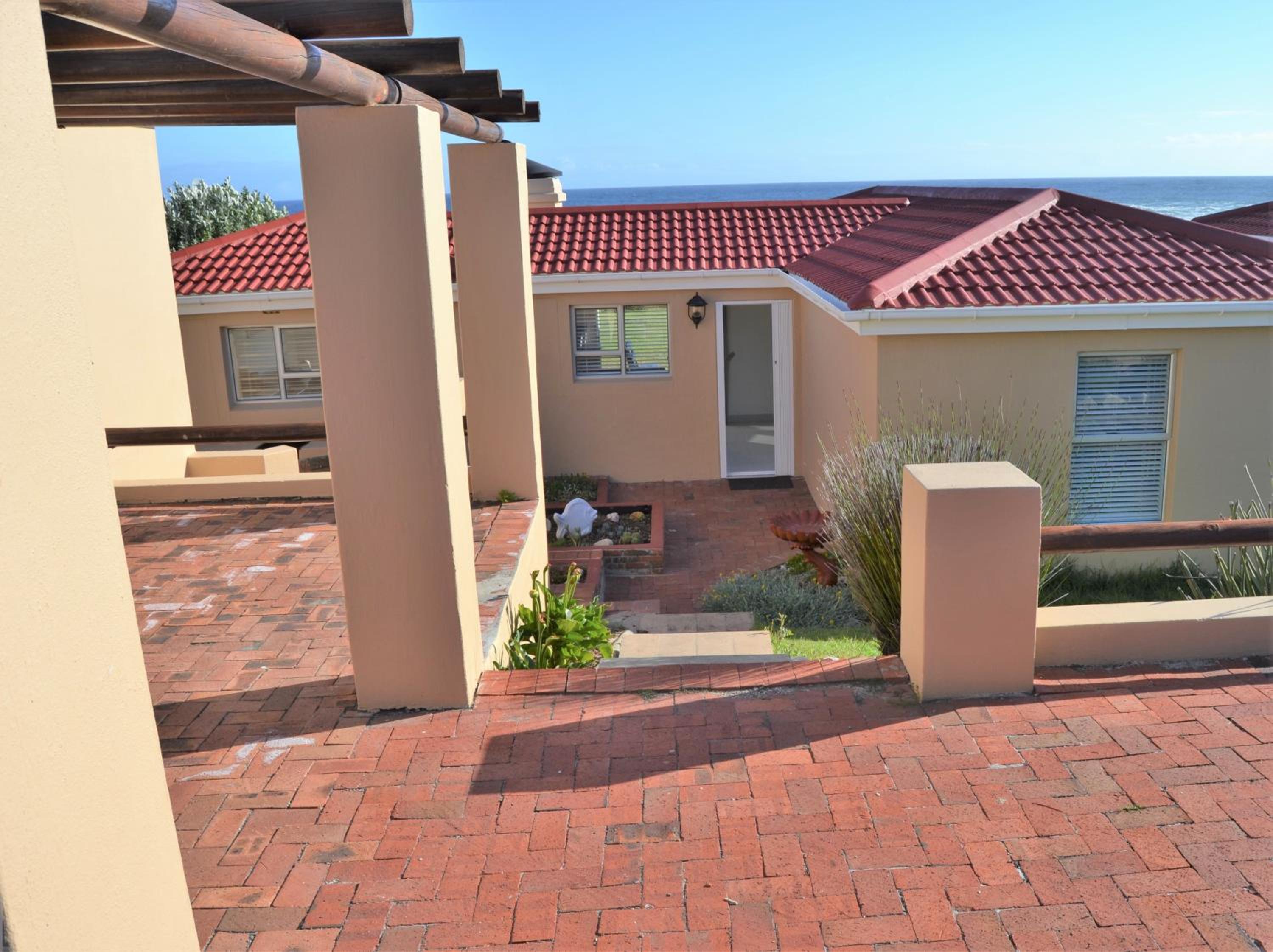 Hermanus Beach Club - Le Maree House 18 view 3