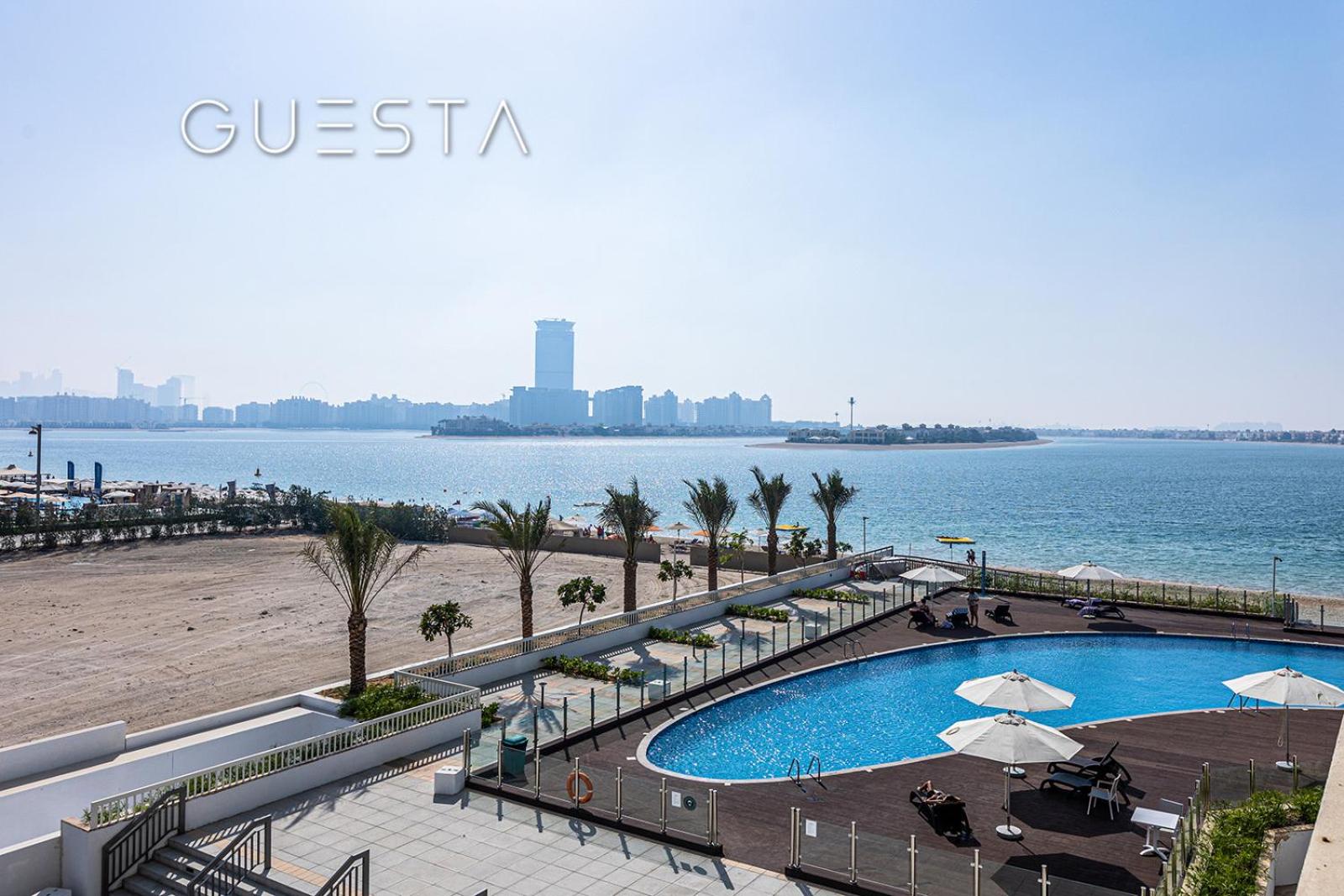 Azizi Mina The Palm, Free beach and pool access