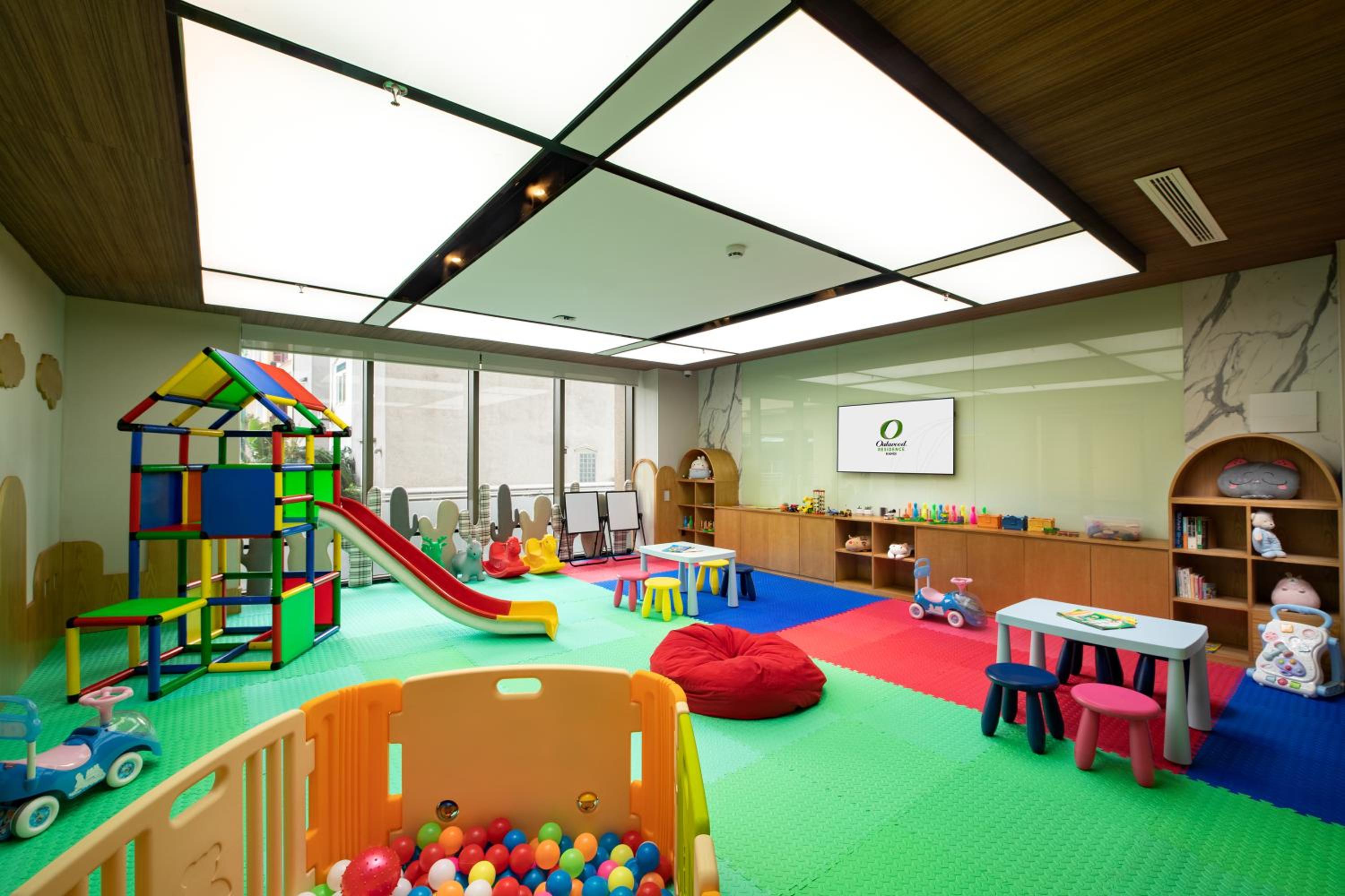 Oakwood Residence Hanoi