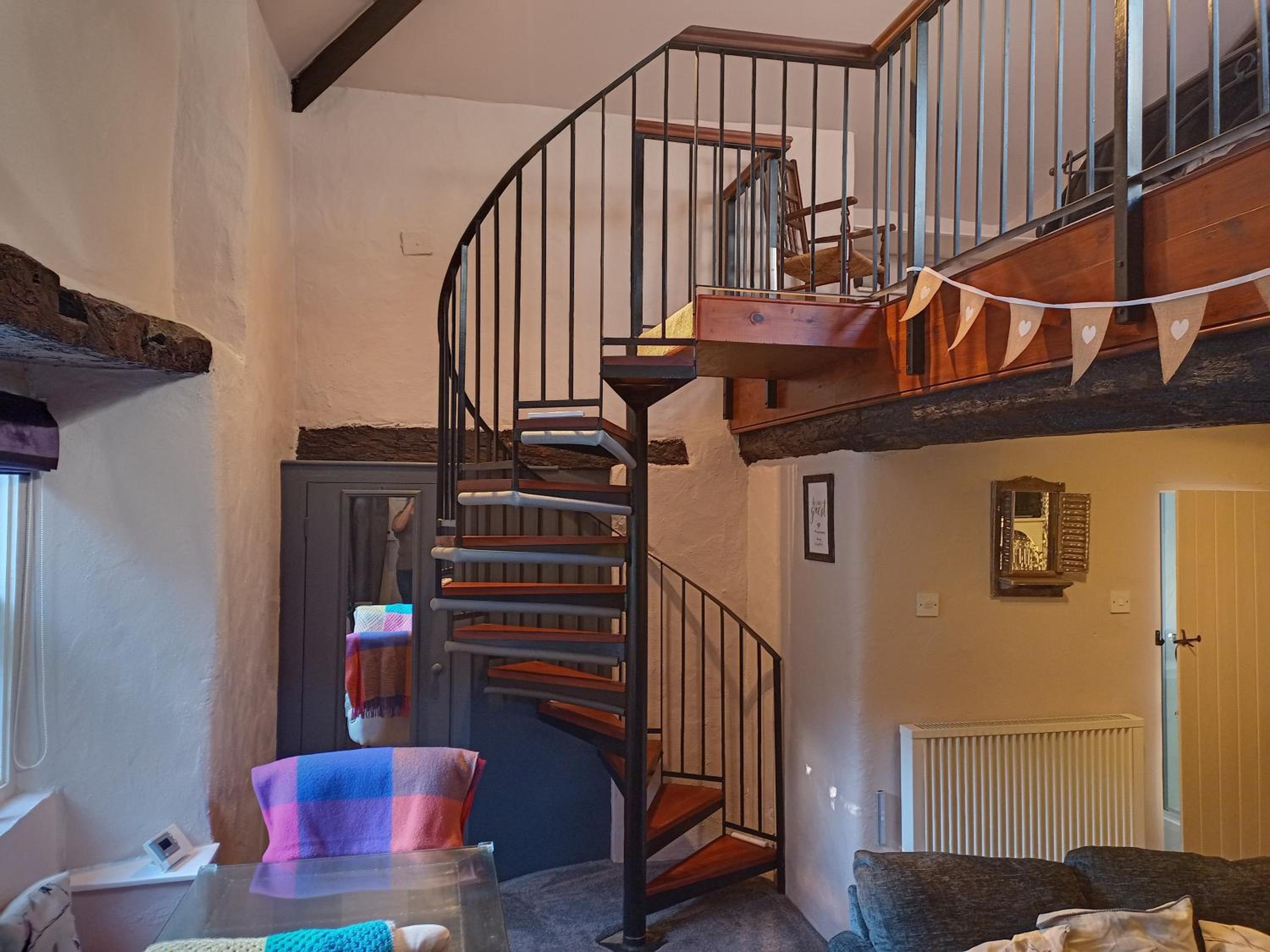 Longbridge Cottage