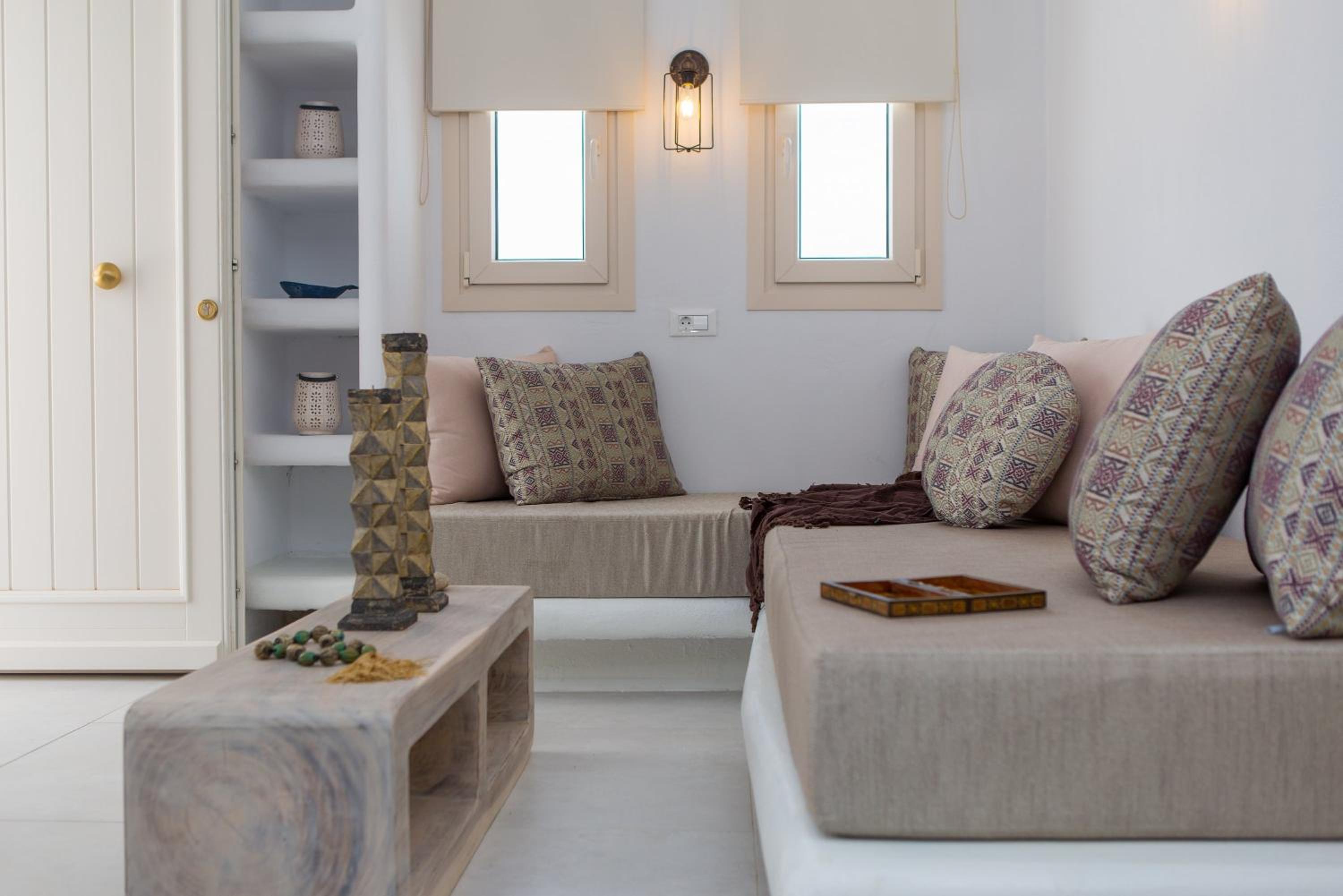Naxian Lounge Villas