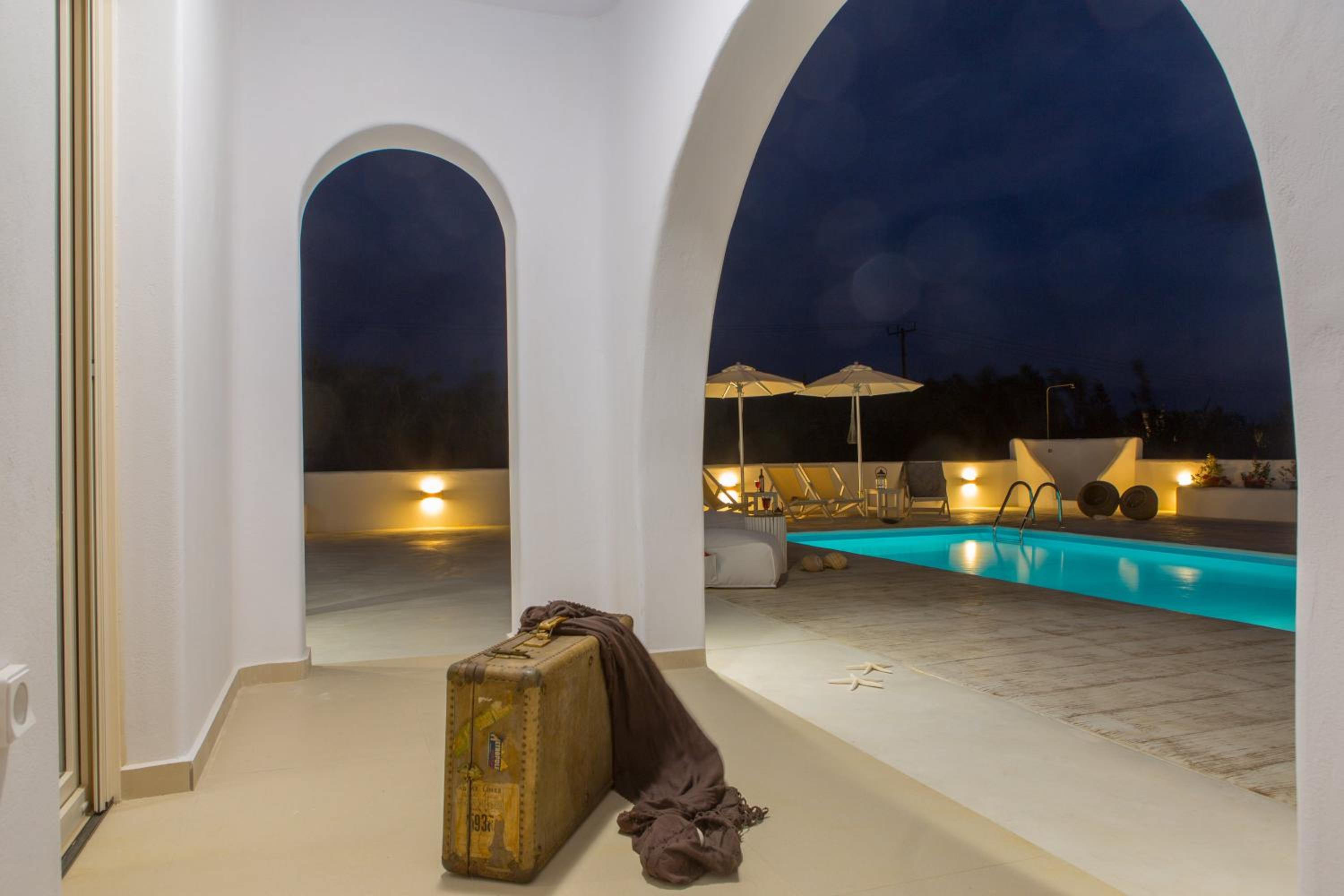 Naxian Lounge Villas