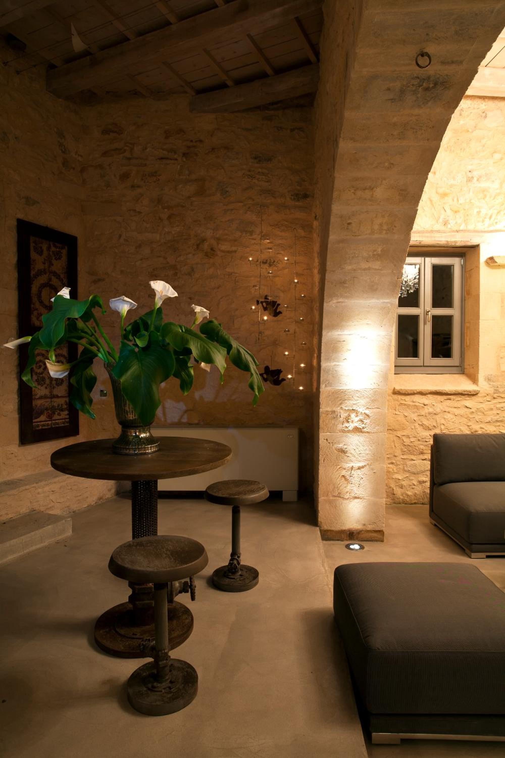 Athermigo Boutique Estate