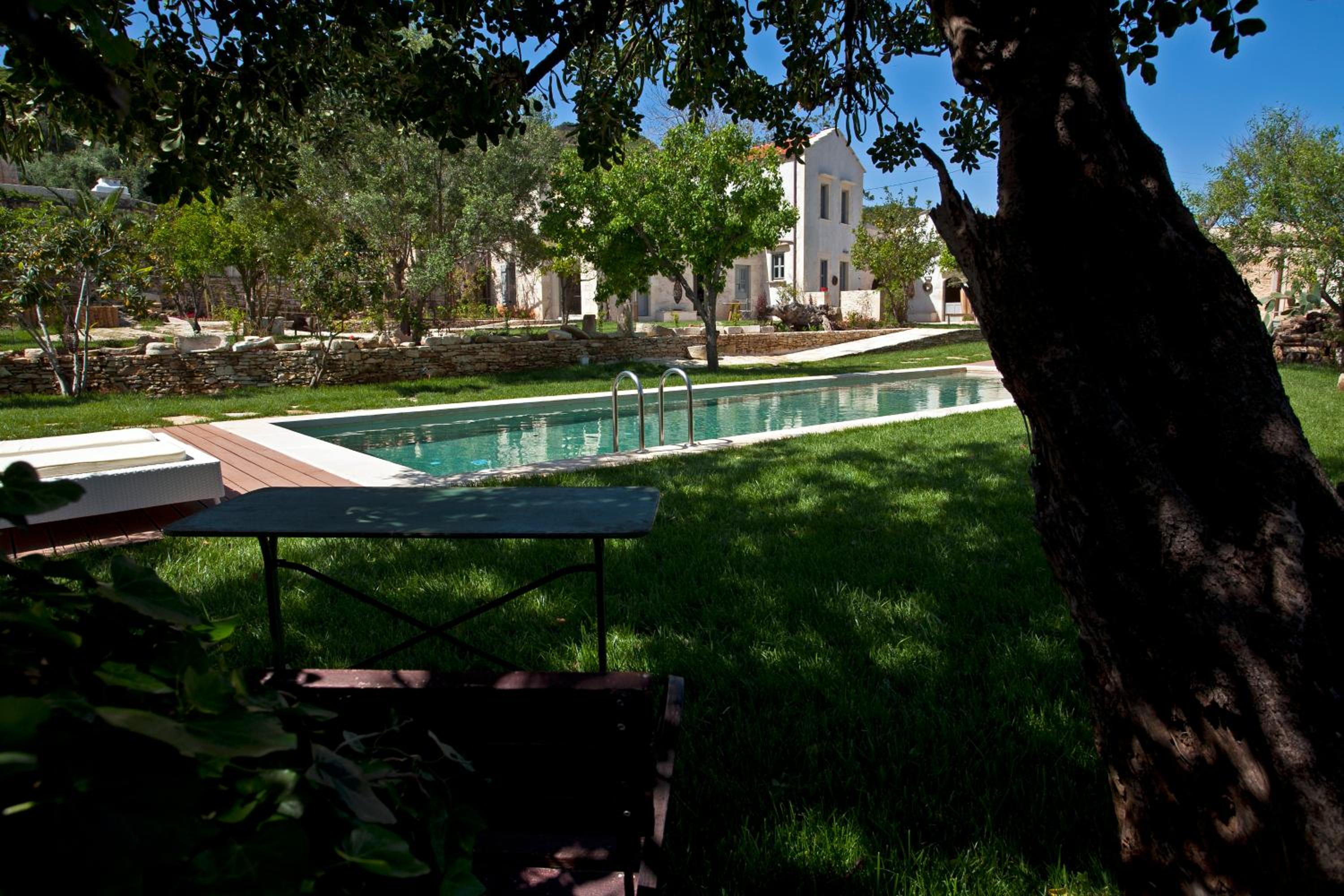 Athermigo Boutique Estate