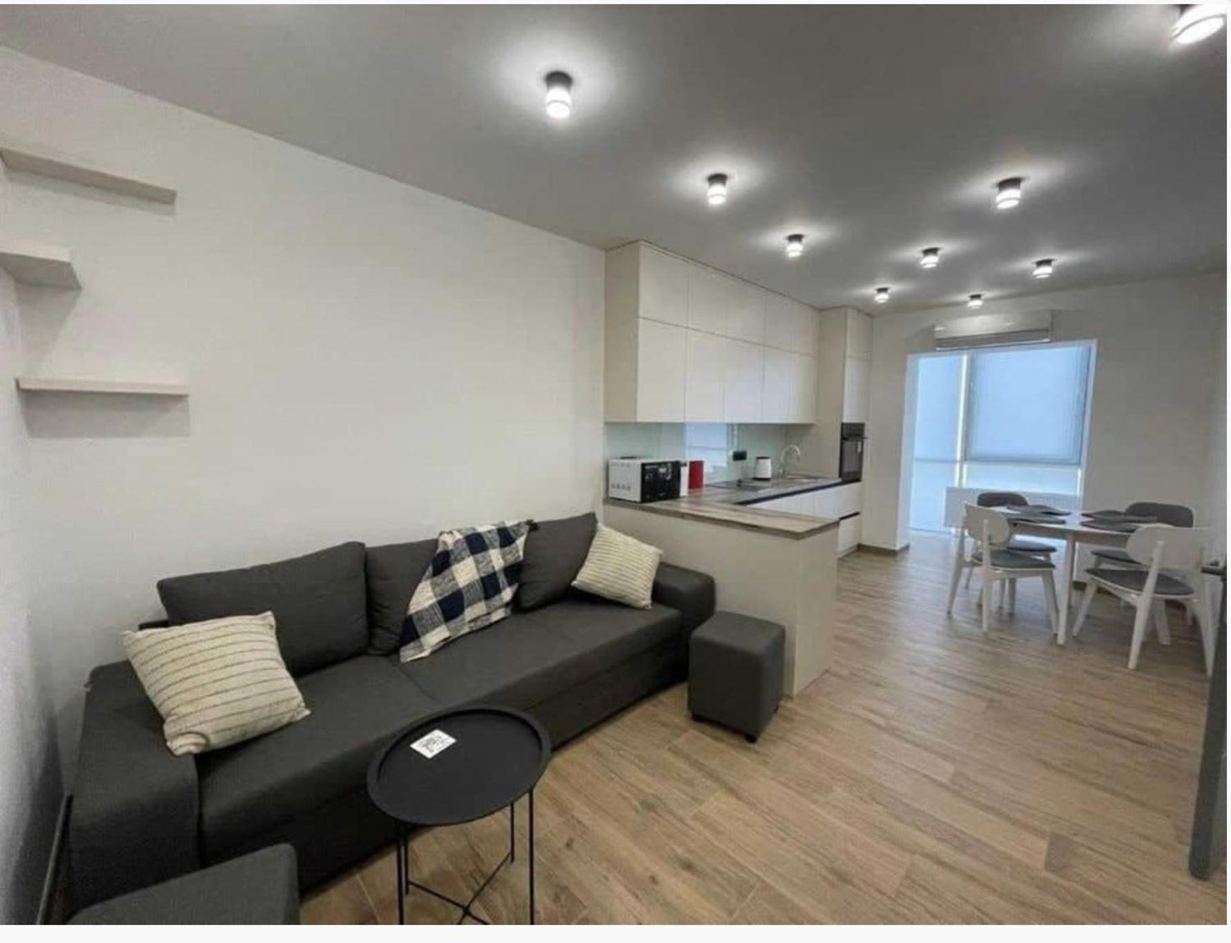 Lux 1-bedroom beautiful apartment Most City Central area view 3