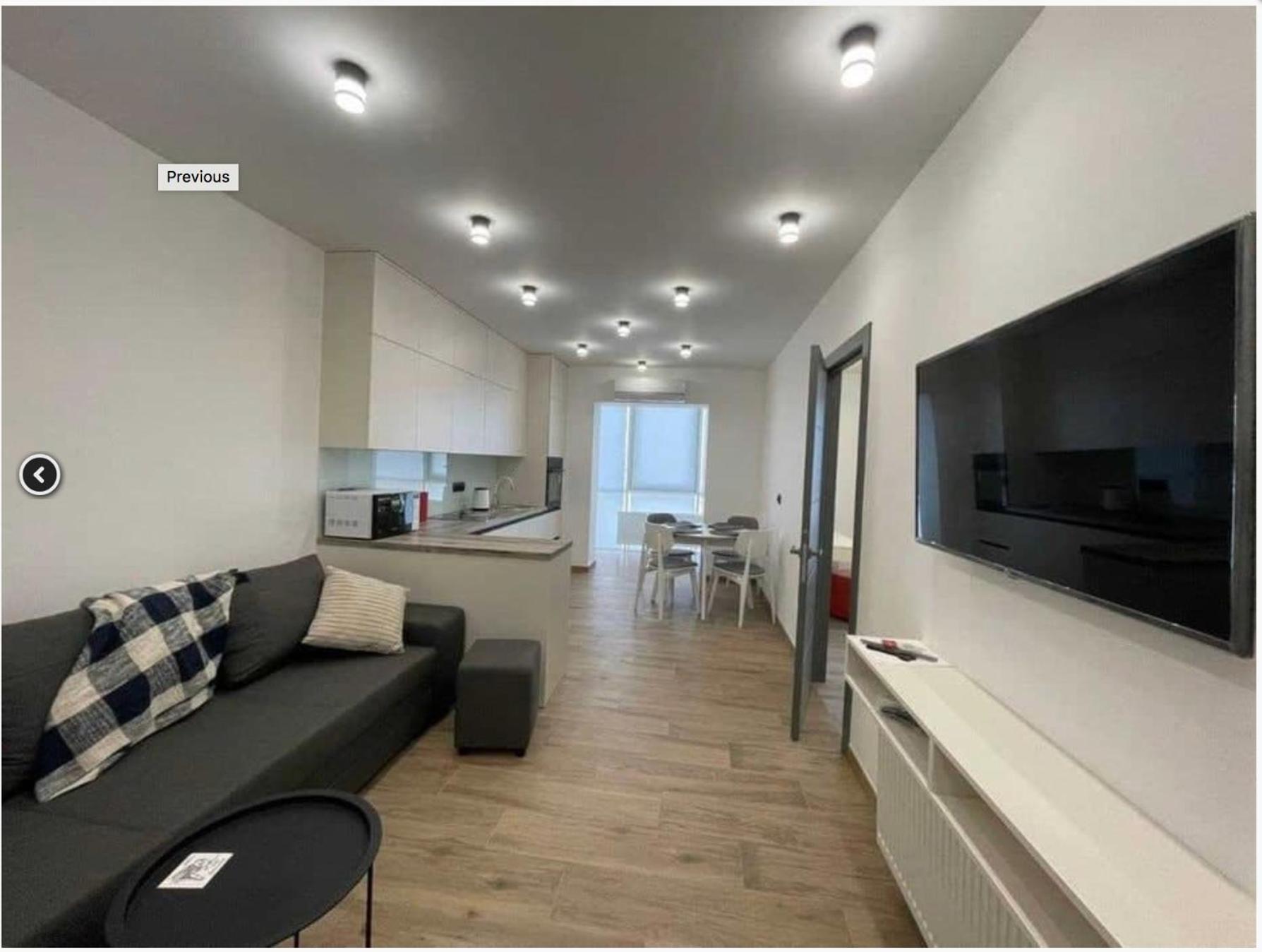 Lux 1-bedroom beautiful apartment Most City Central area view 2