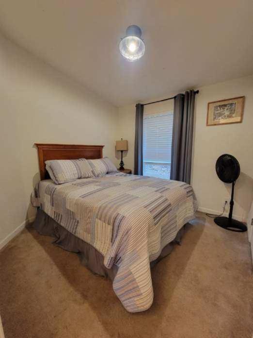 Klamath Falls Vacations - Crater Lake Gateway-Rocky Point Resort - Property Image 28