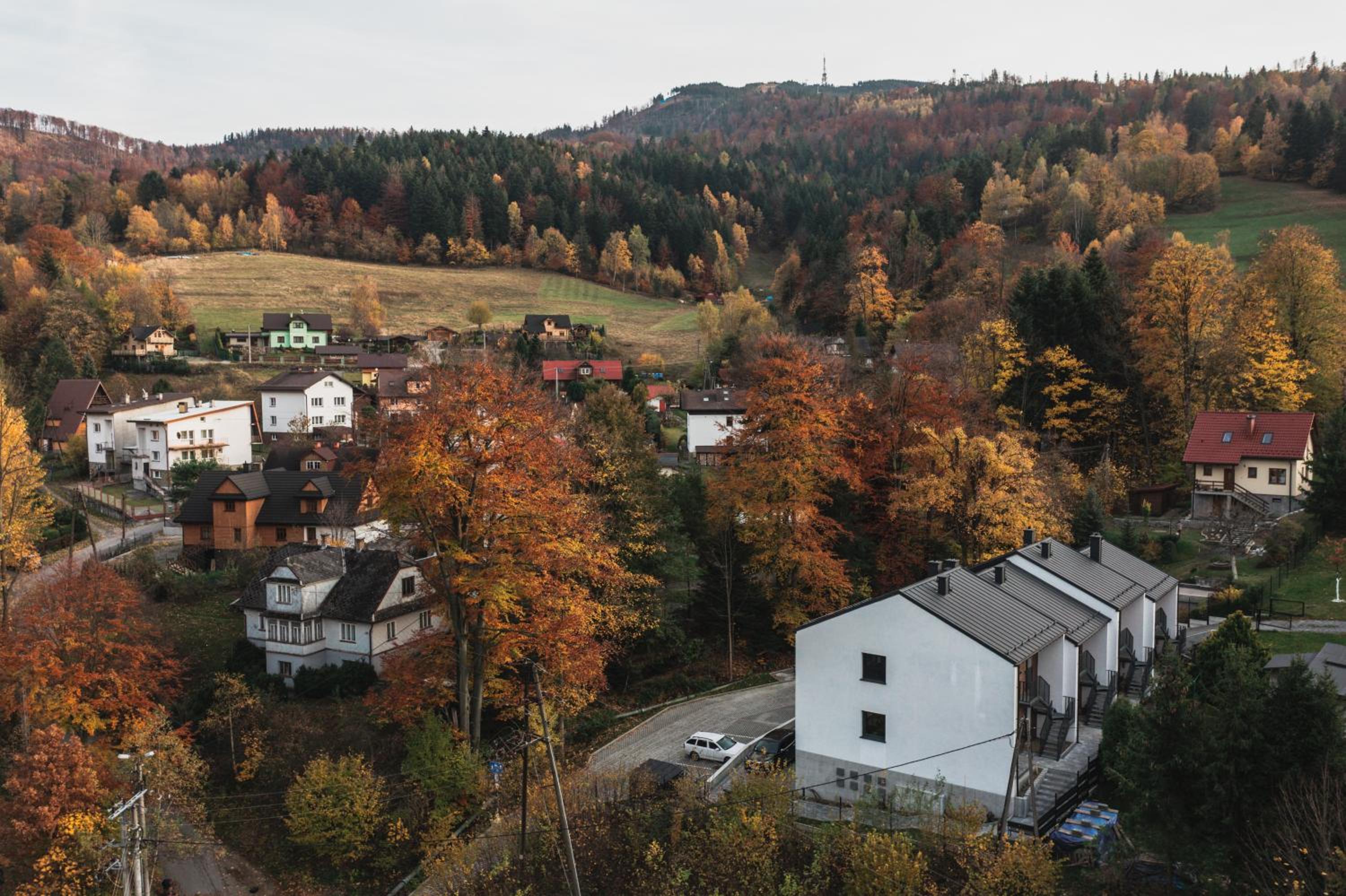 CZARNA OWCA Apartament - SKRZYCZNE Residence view 3