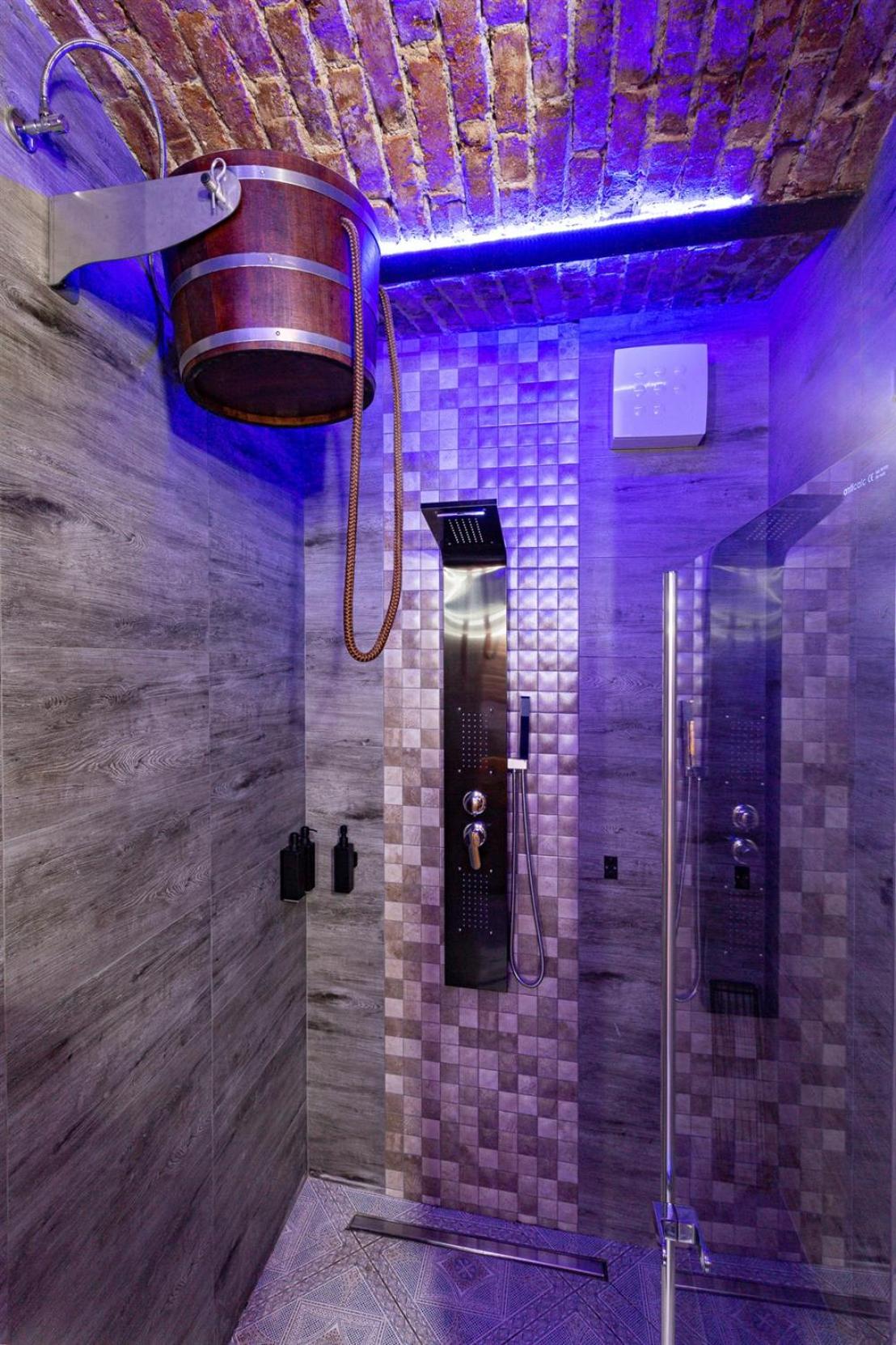 Residence IRON CUBE