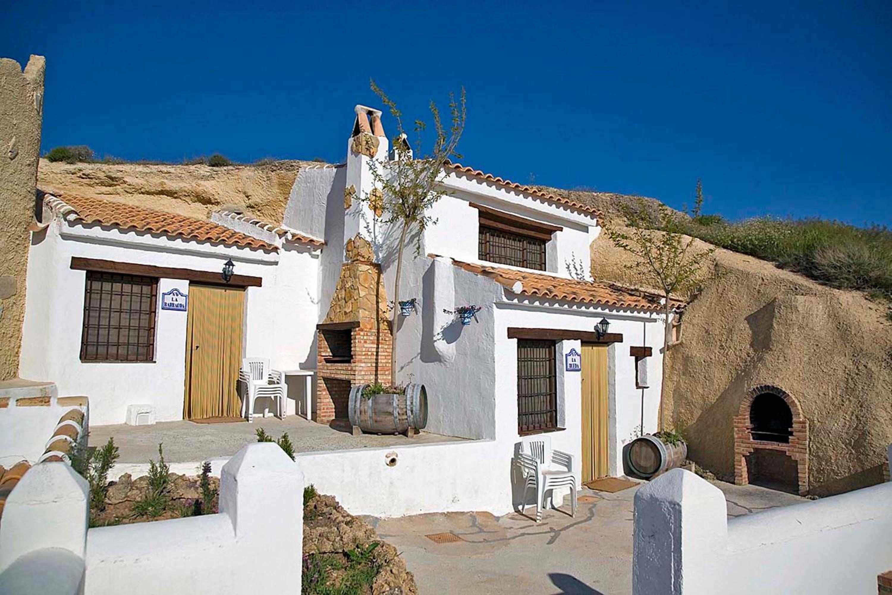 Cuevas La Atalaya