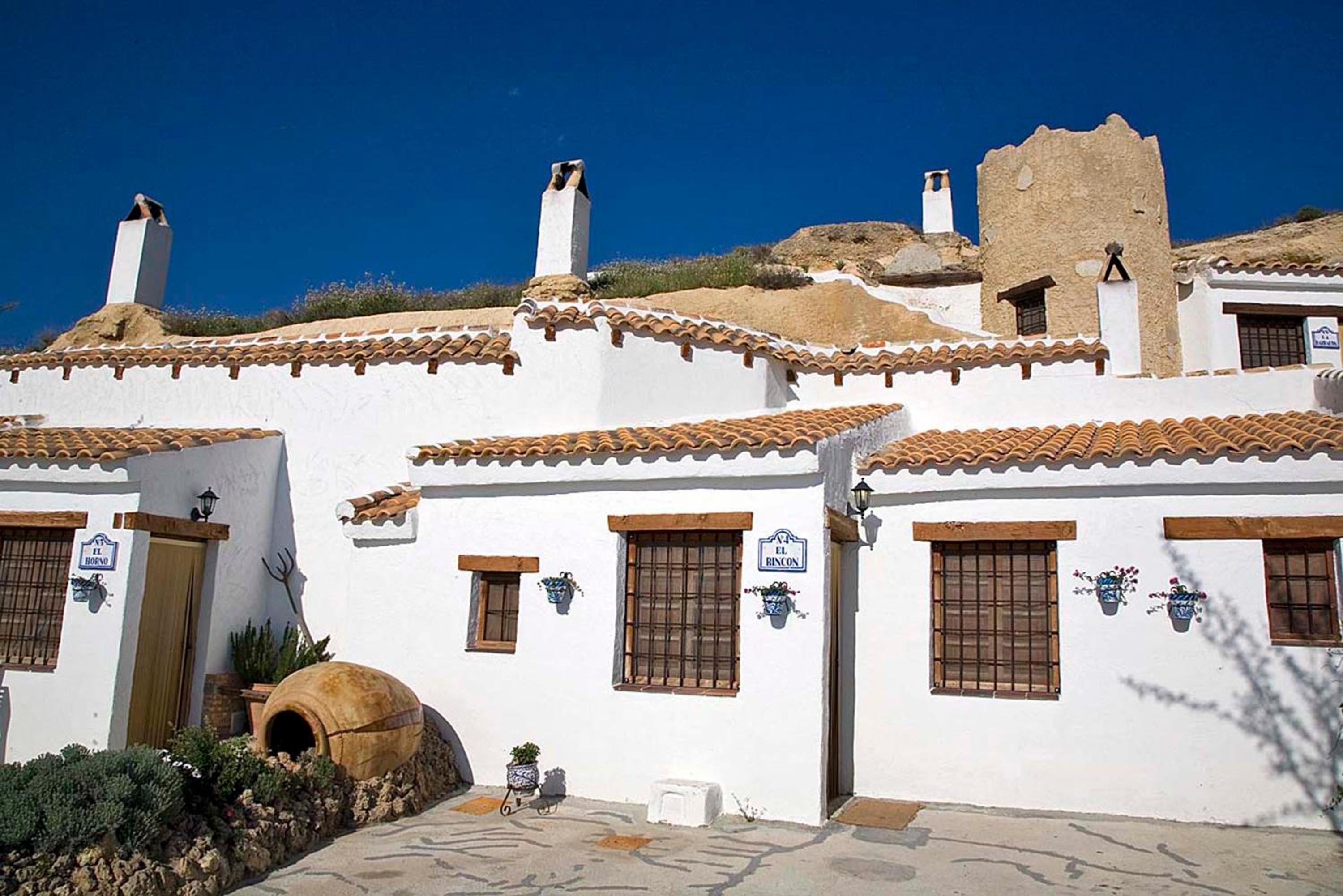 Cuevas La Atalaya