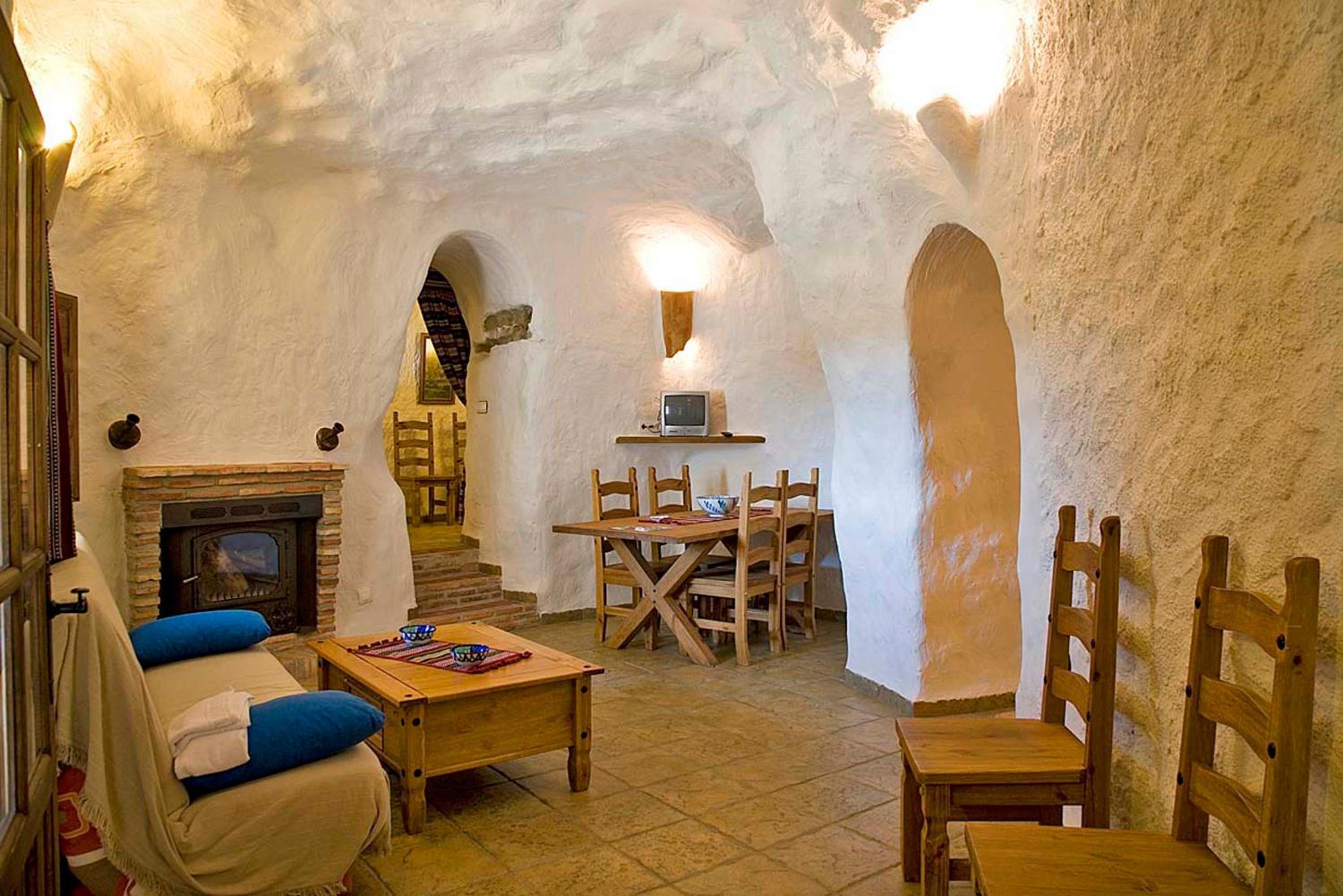 Cuevas La Atalaya