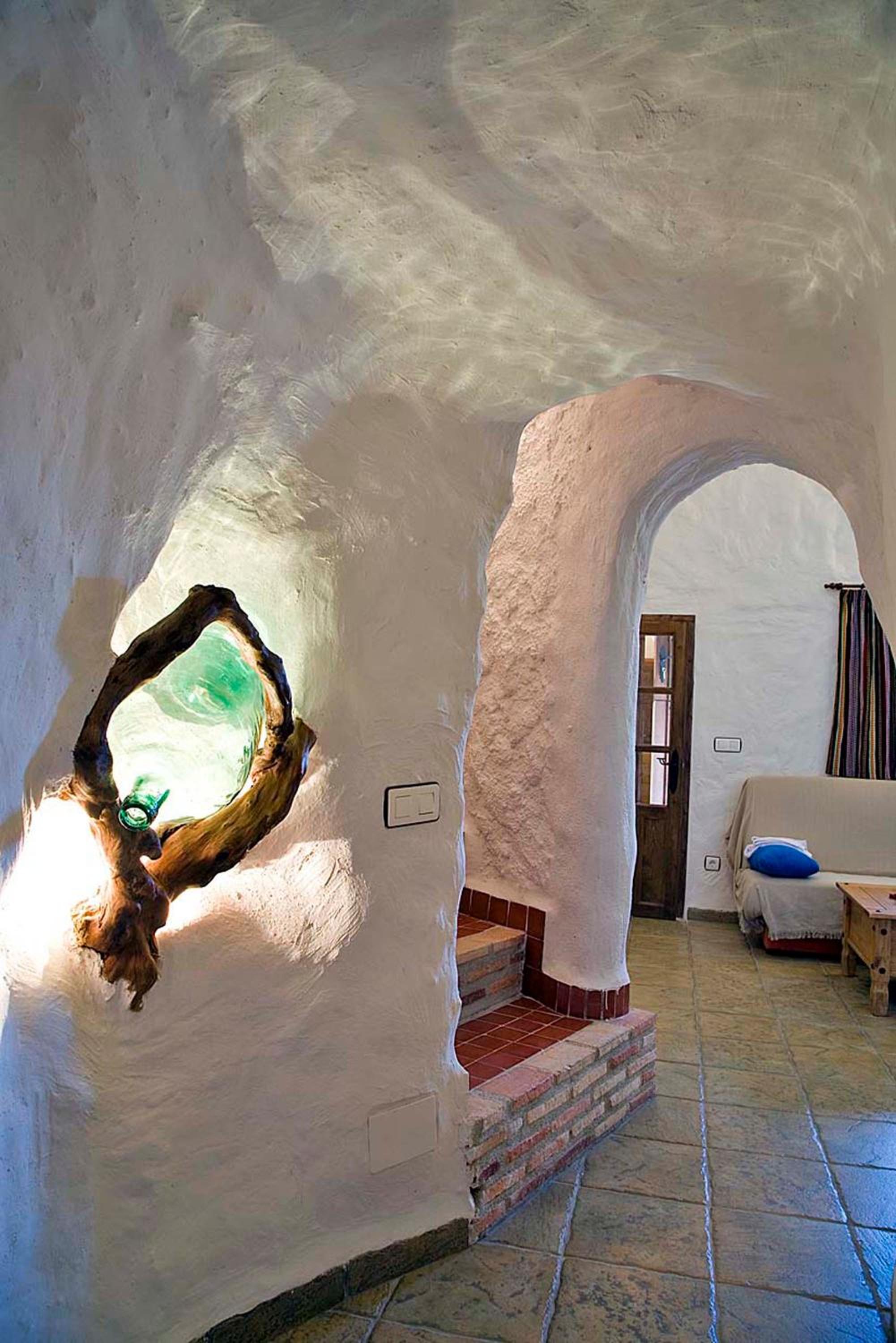 Cuevas La Atalaya