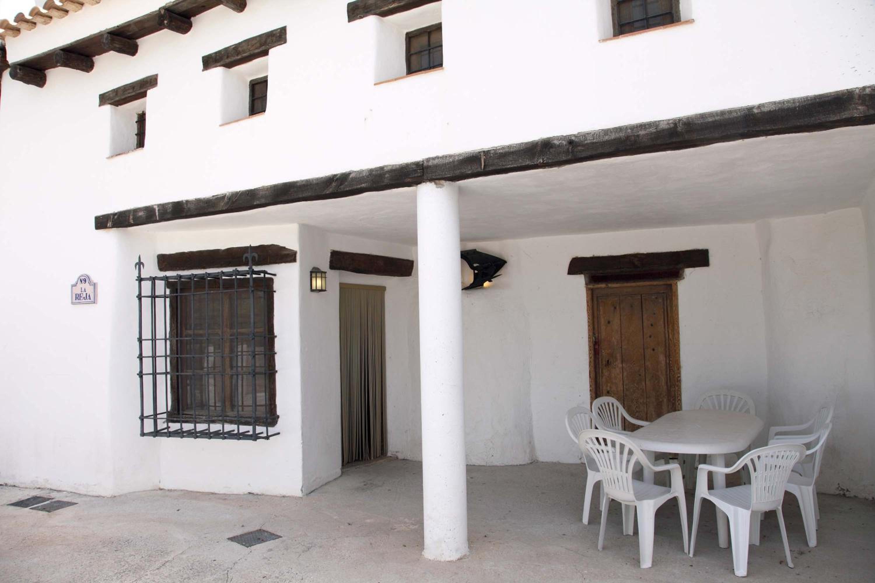 Cuevas La Atalaya