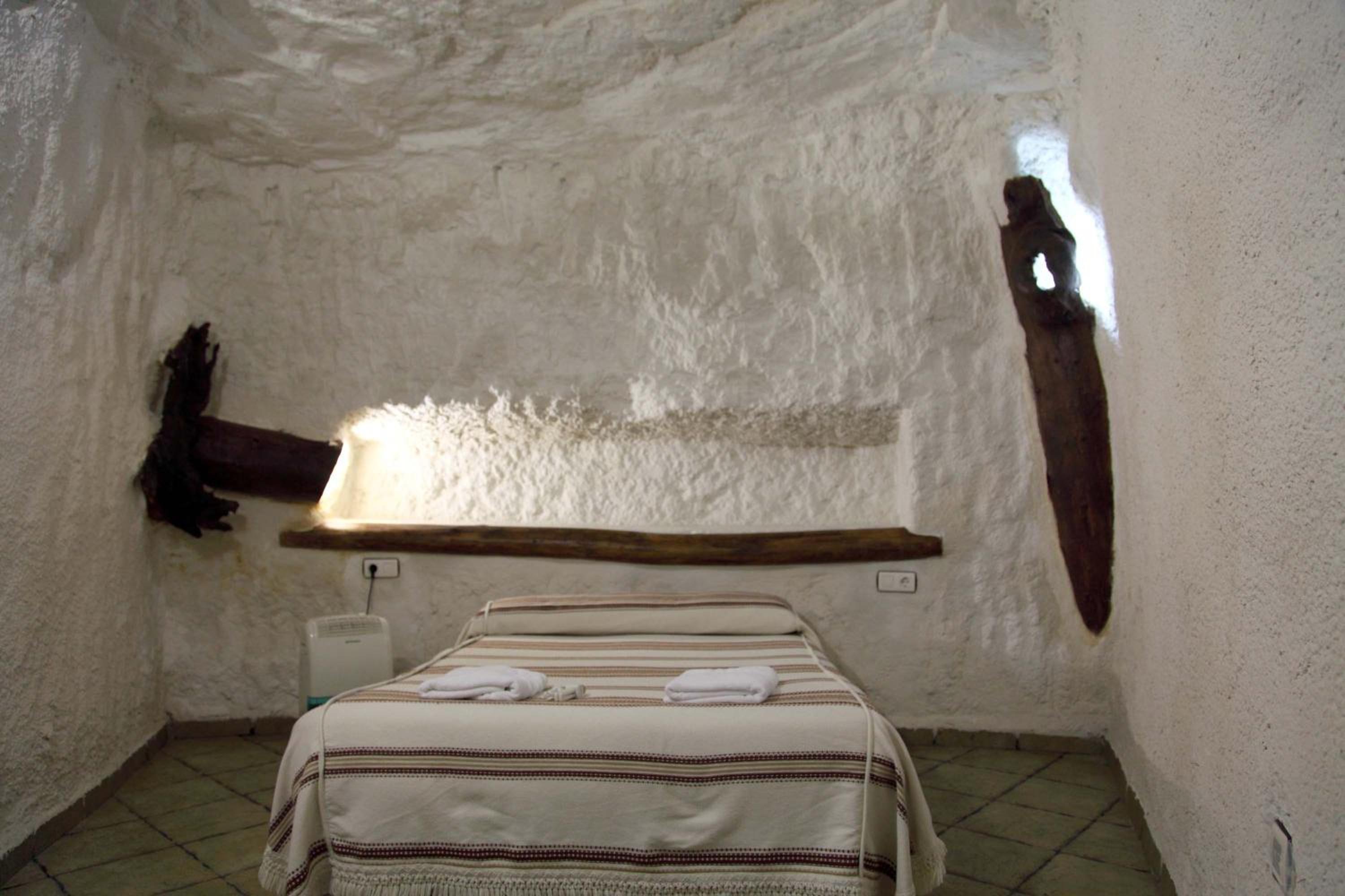 Cuevas La Atalaya