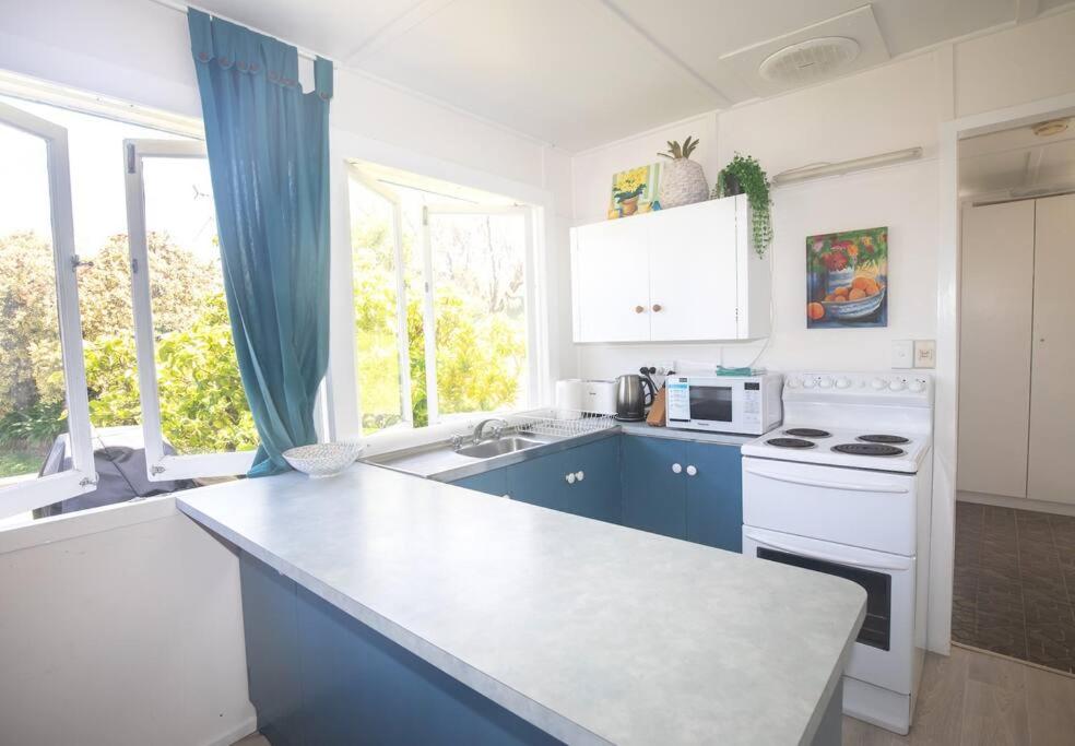 Cabana - Original Straddie Beach Shack