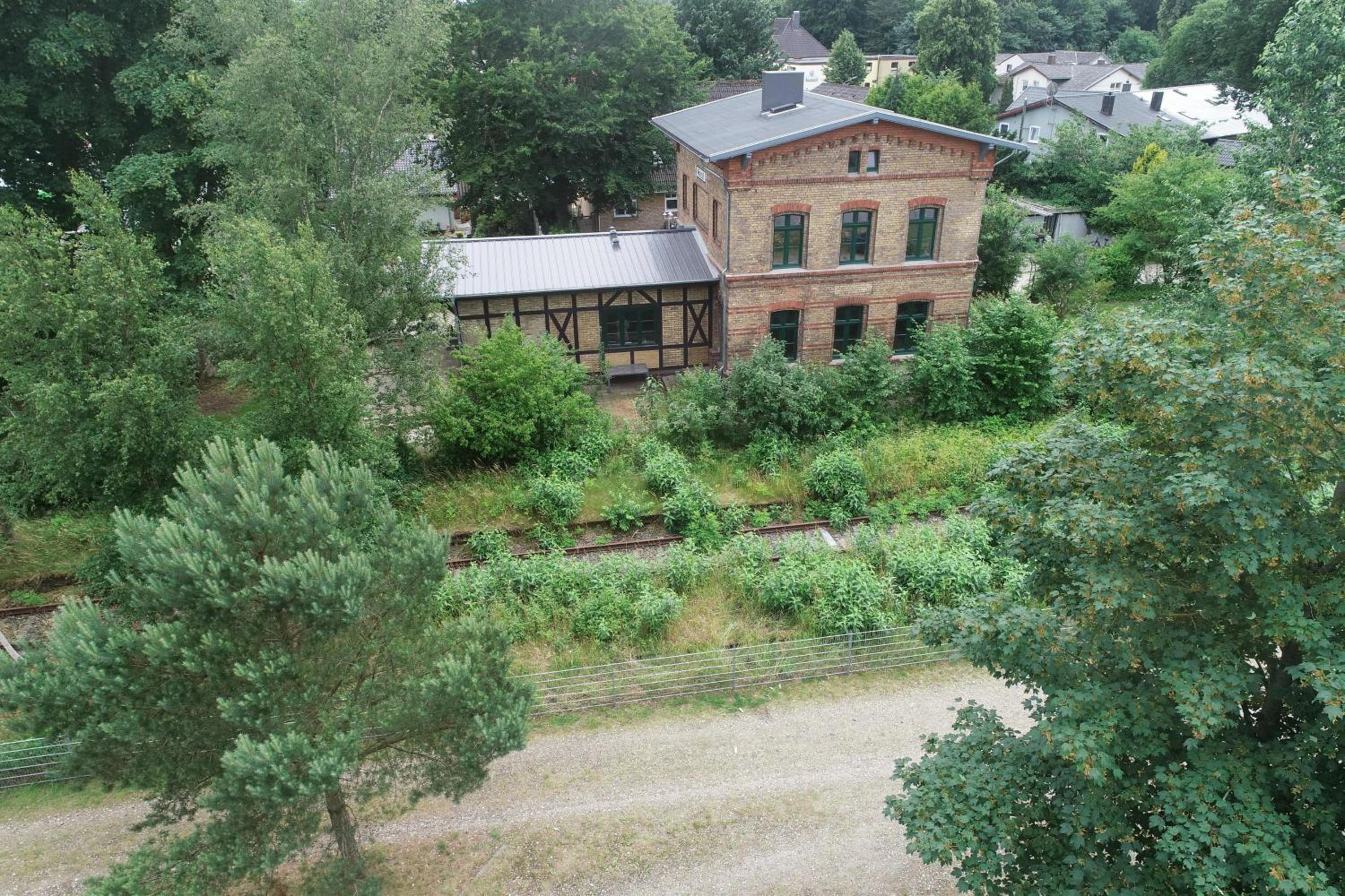 Photo 9