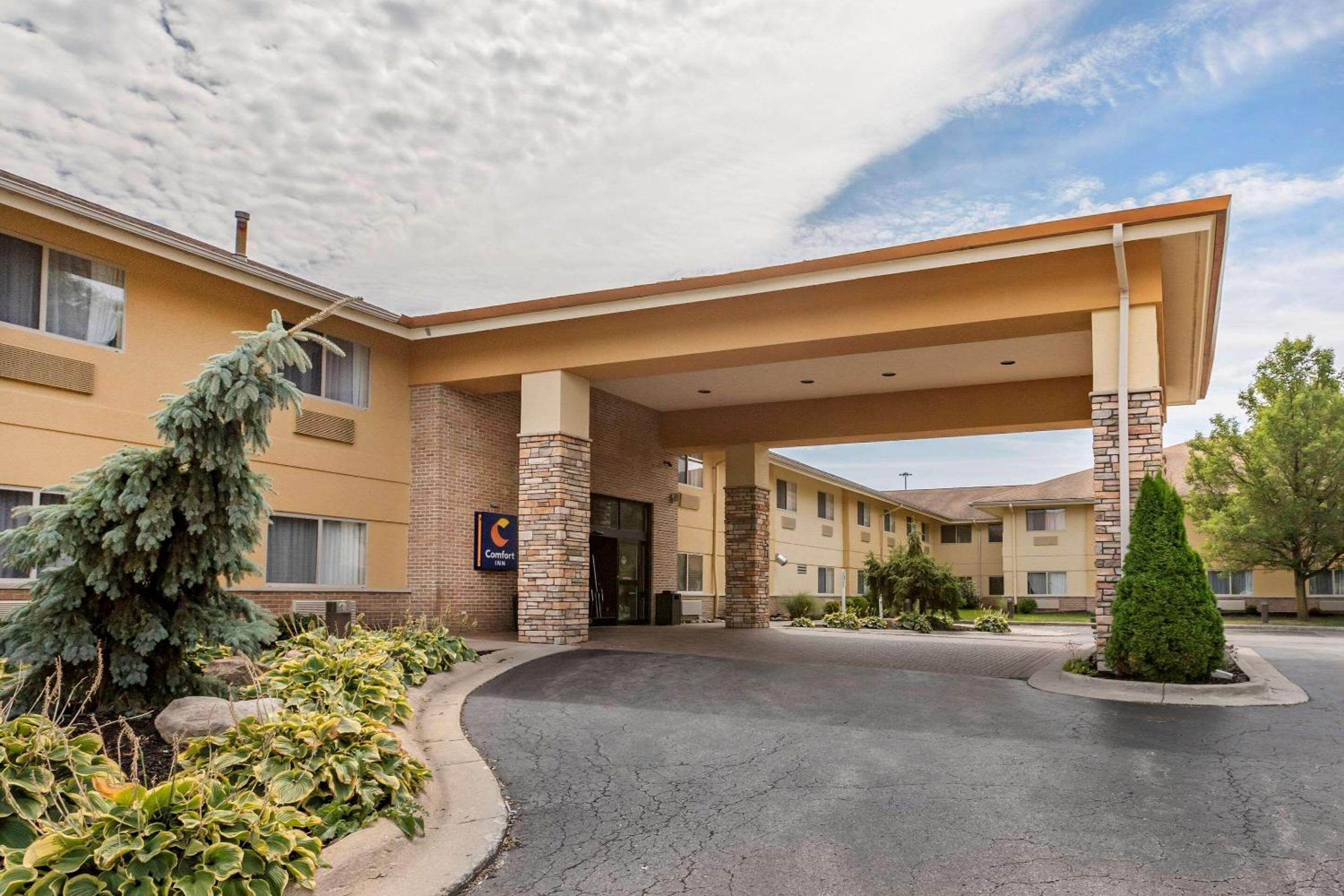 Comfort Inn Okemos - East Lansing view 5