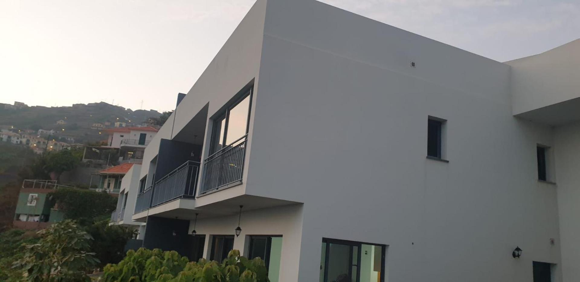 D Henriques House view 5