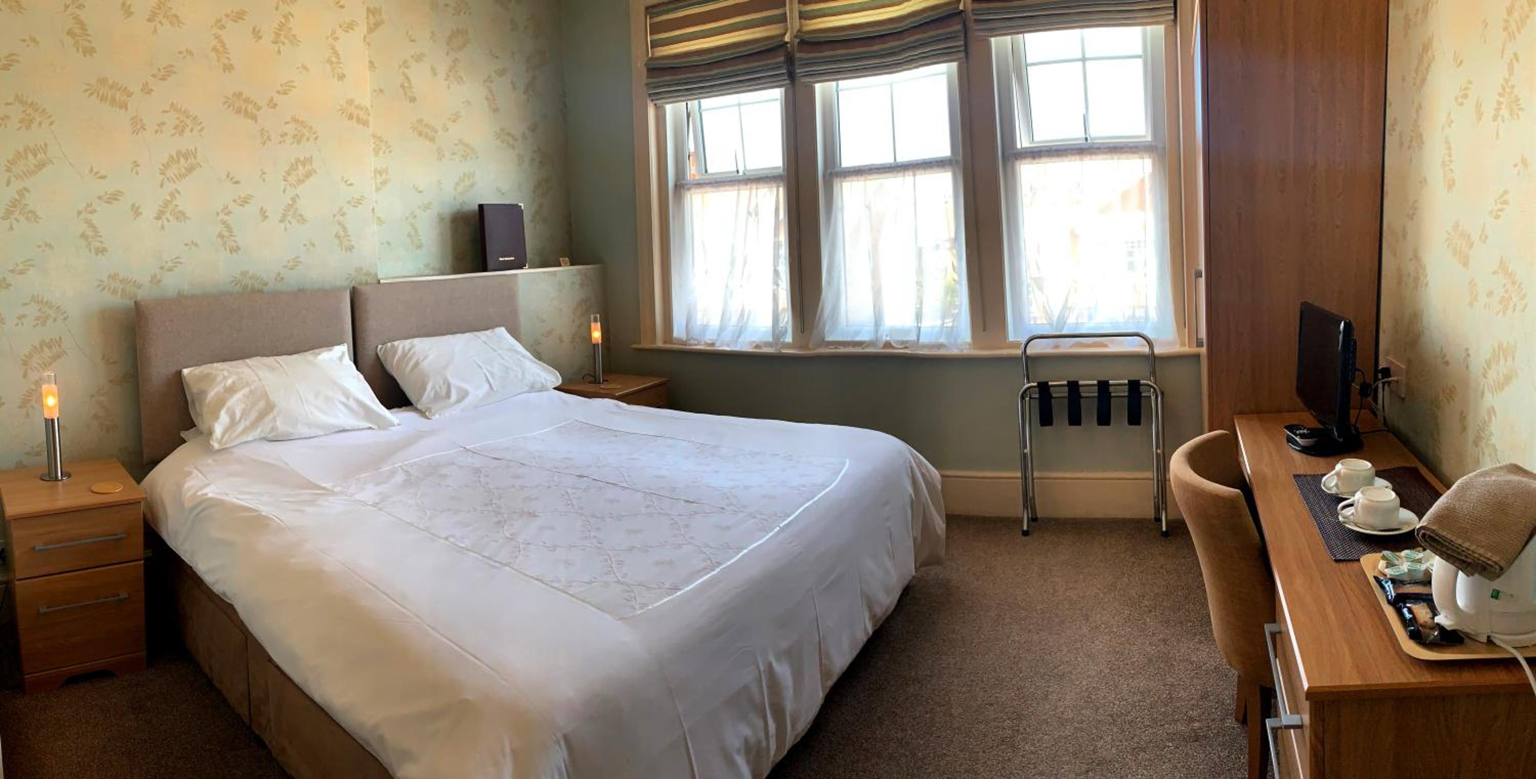 SmartsWay Hotel & Wellness