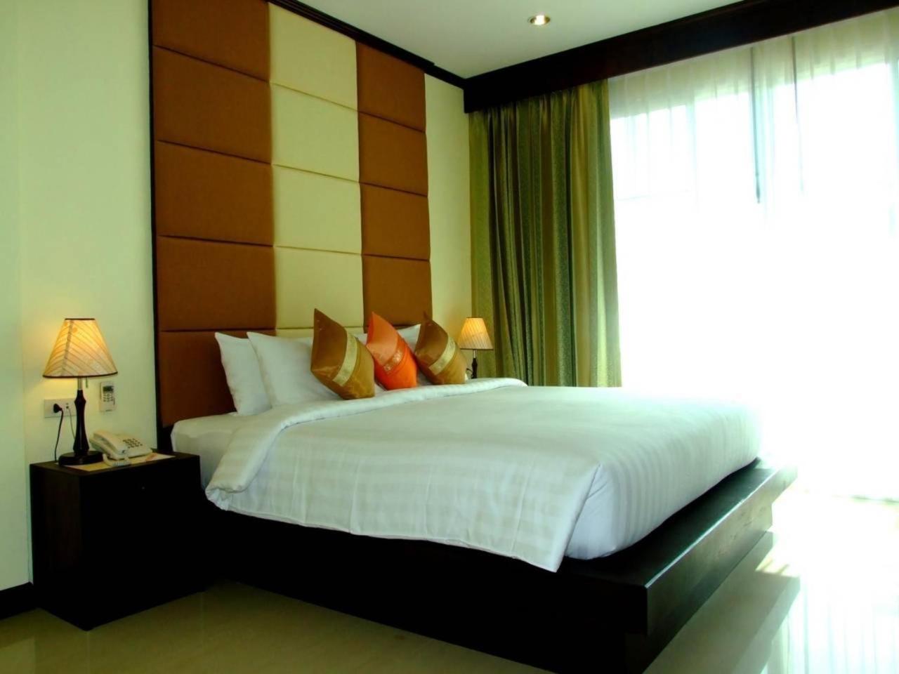 The Mareeya Place