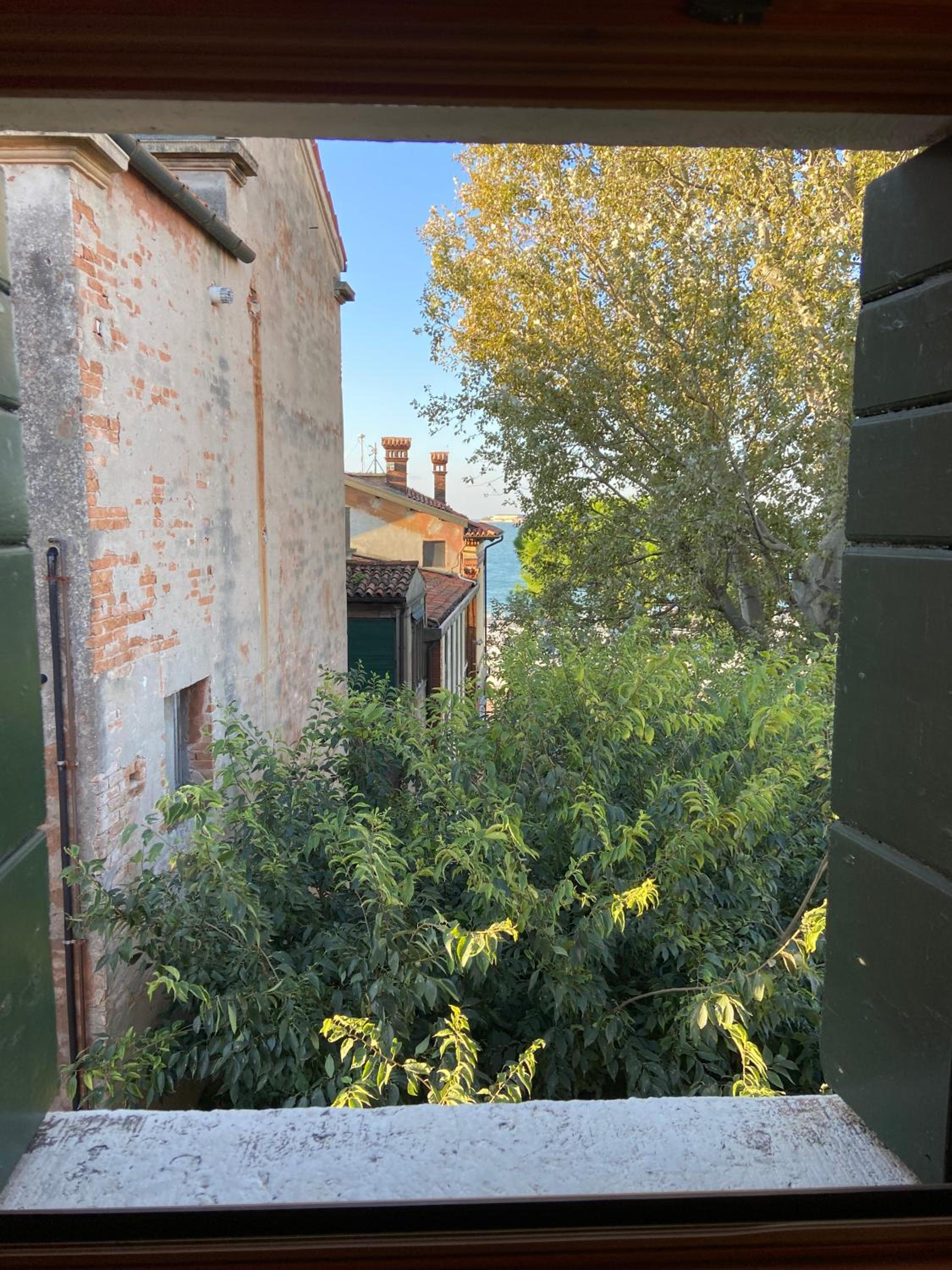 Hideaway Biennale