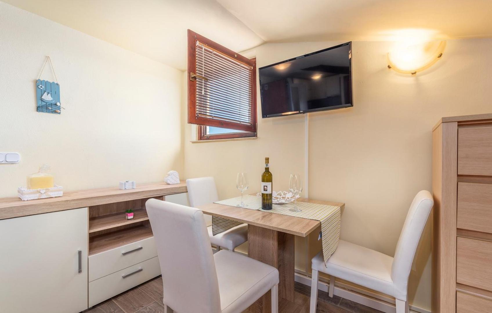 Apartment Zeljka - Property Image 6