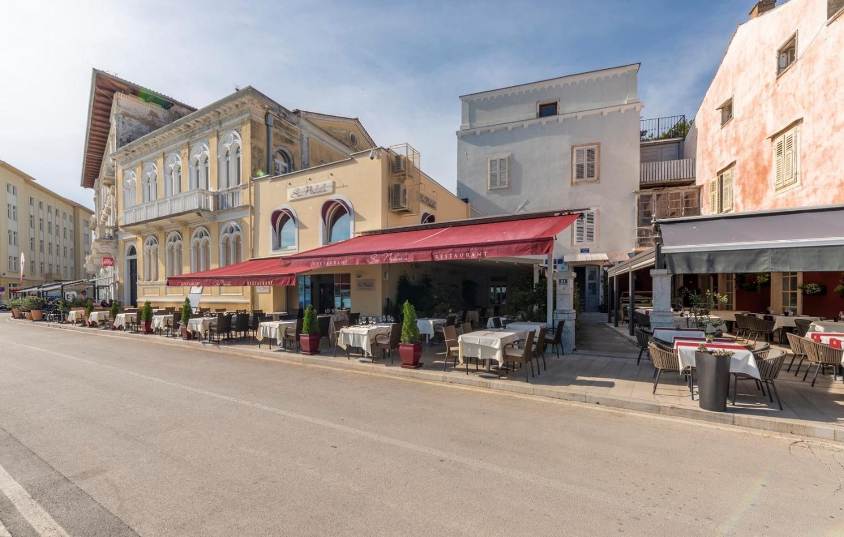 Apartment Zeljka - Property Image 1