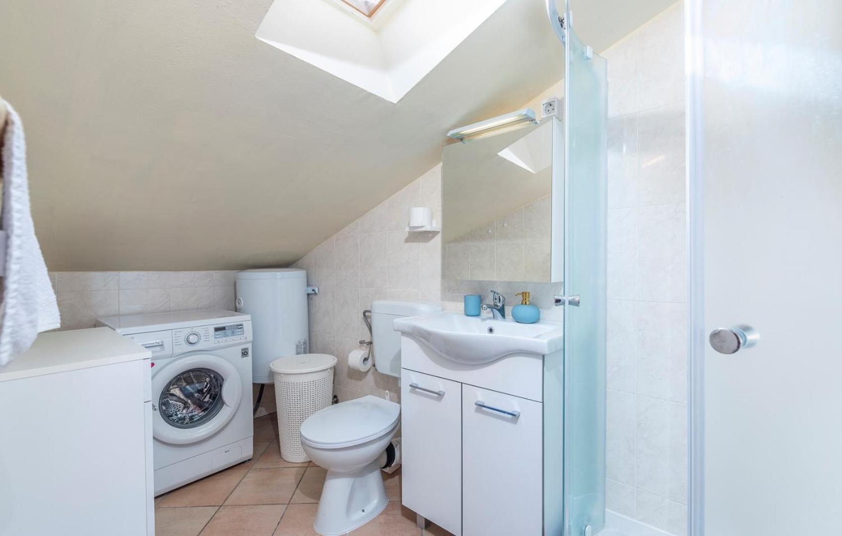 Apartment Zeljka - Property Image 12