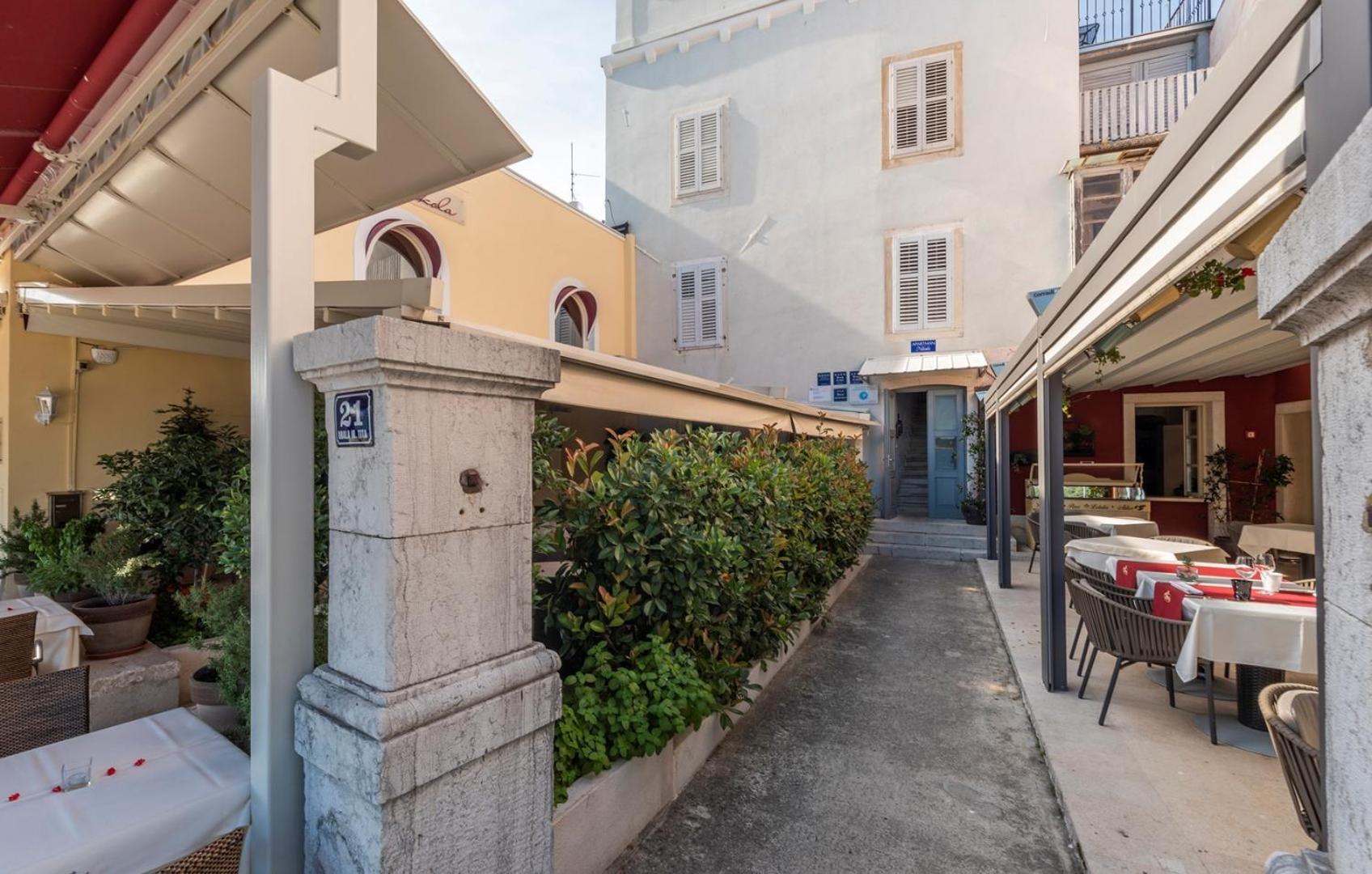 Apartment Zeljka - Property Image 14