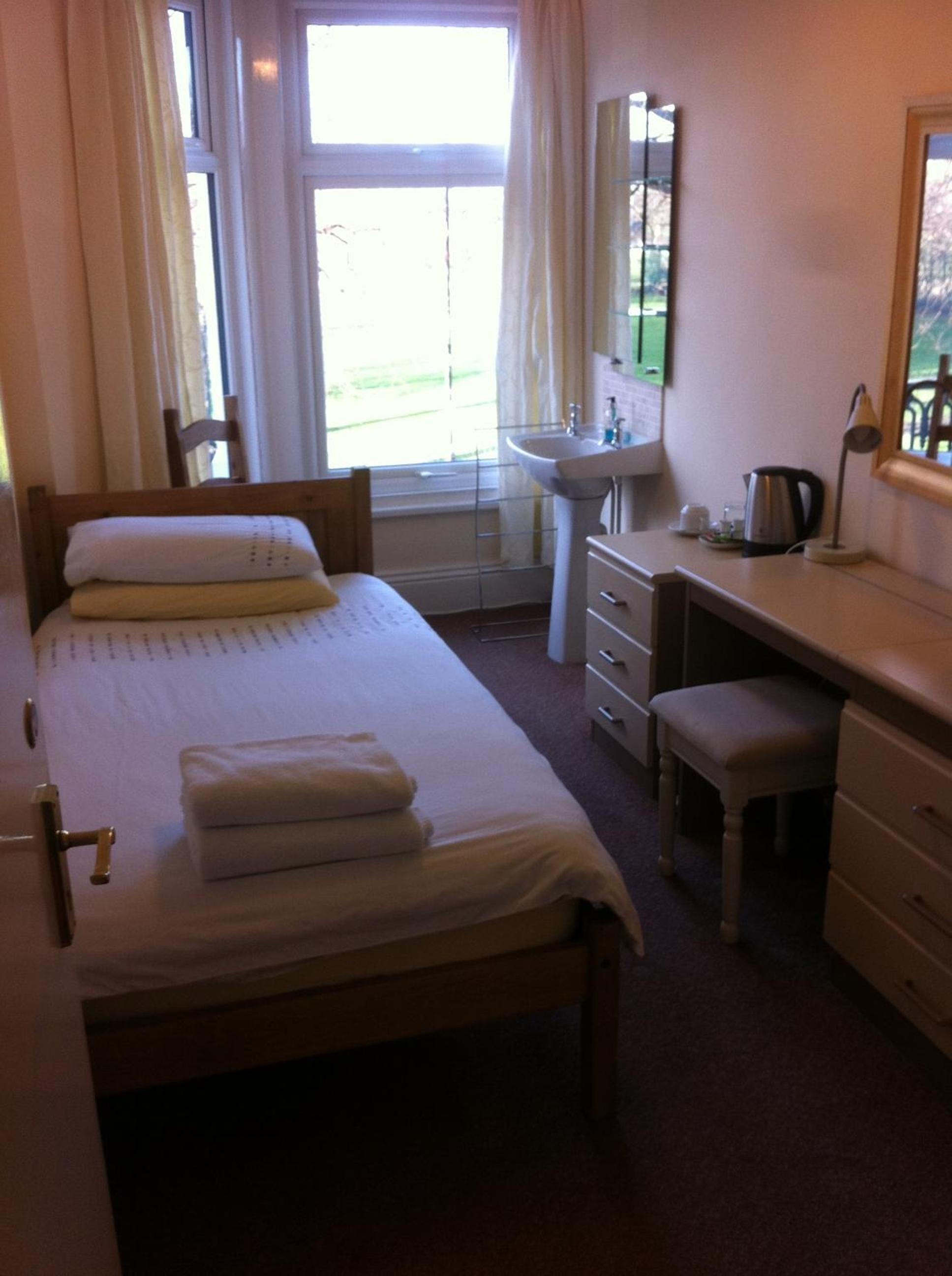 Photo 18