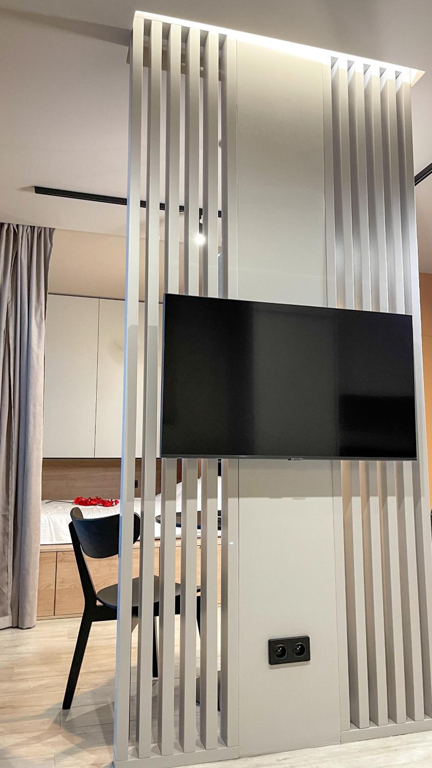 Comfortable 1-room apartment close to the center view 3