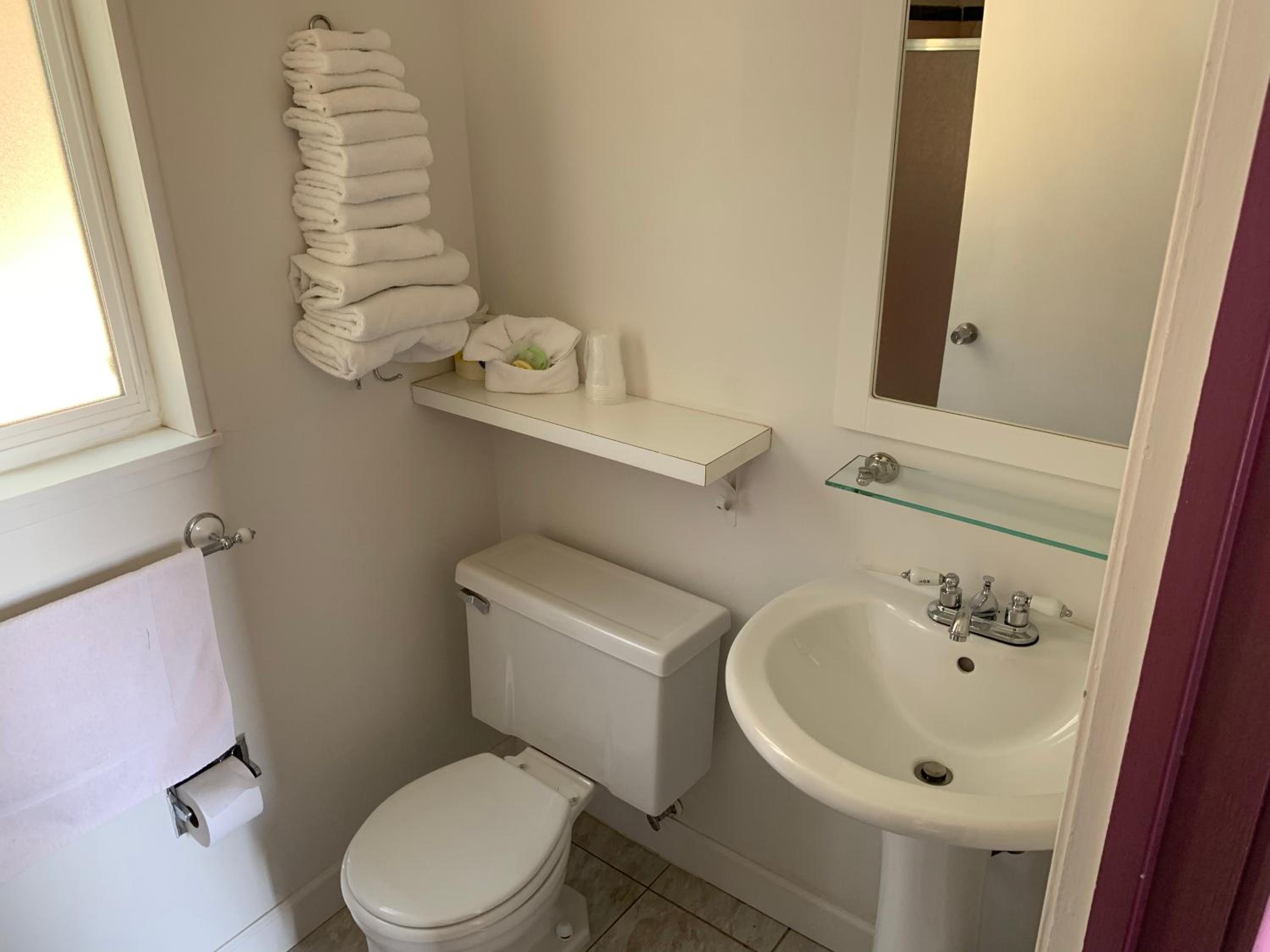 Sugarloaf Mountain Motel - Property Image 17