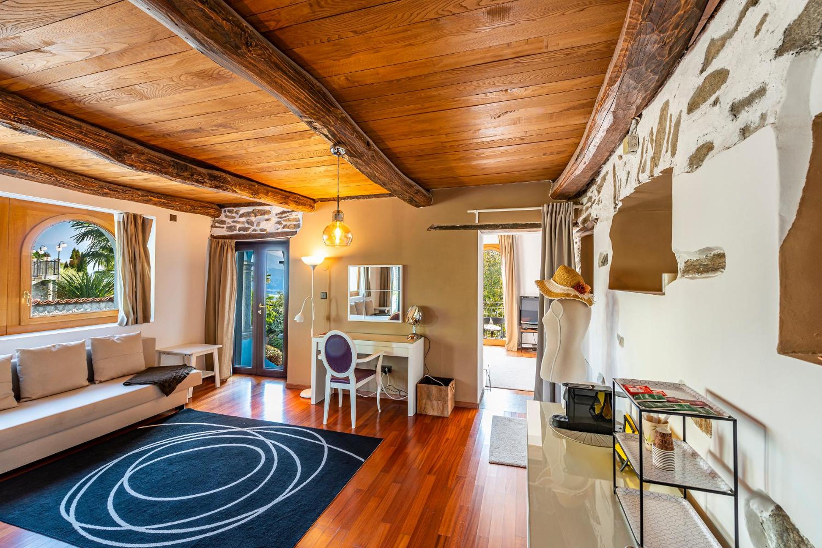 CASA LUNA ALMA