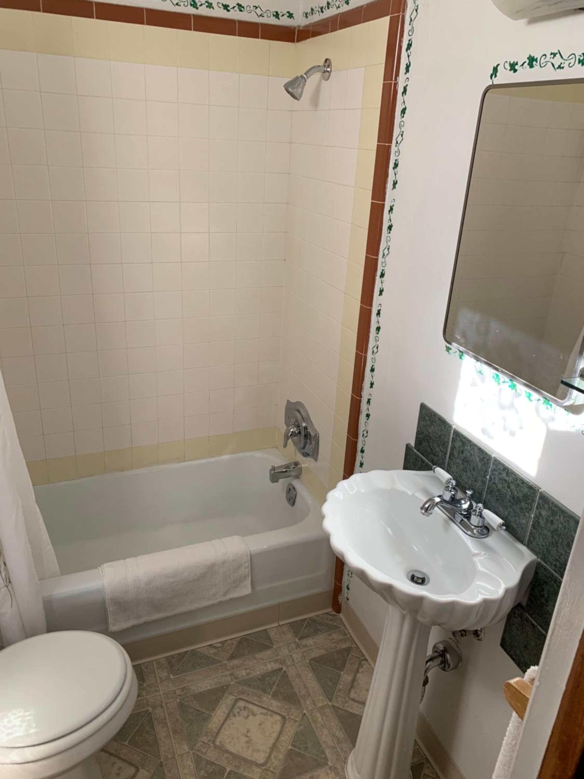 Sugarloaf Mountain Motel - Property Image 6
