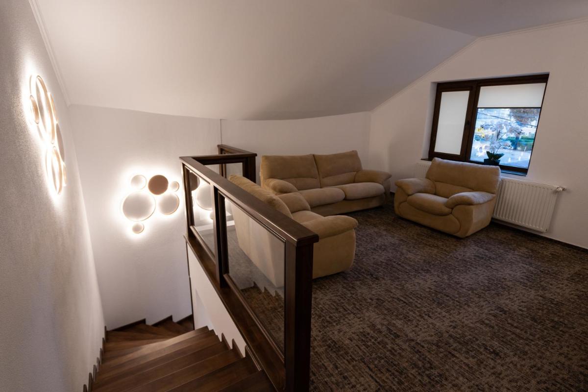 White Residence view 5