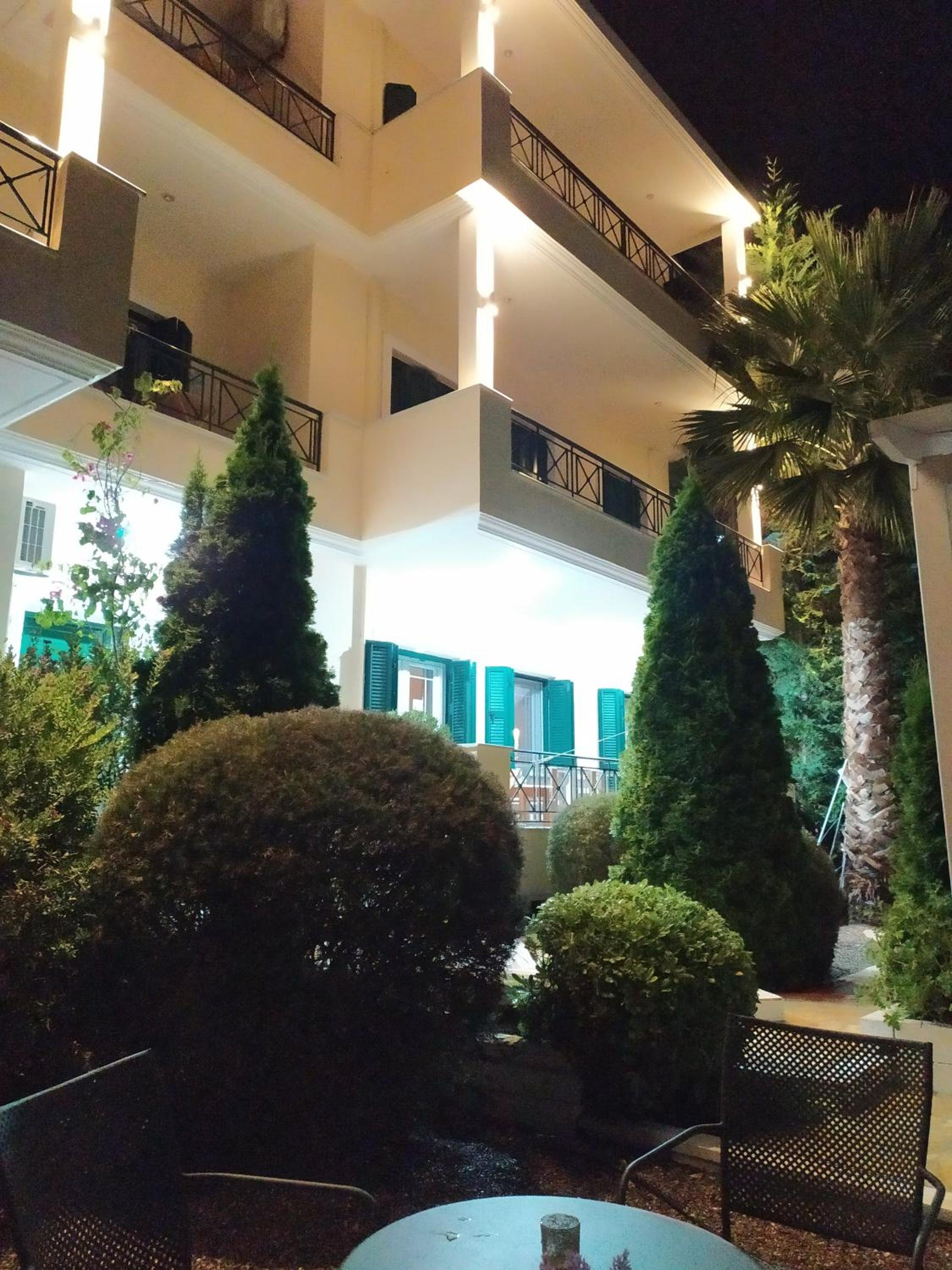 Photo 25