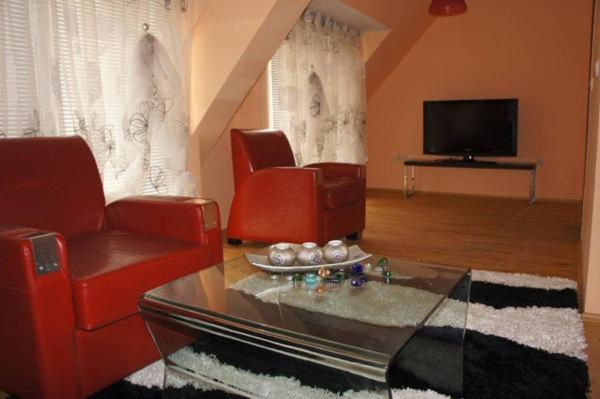 Venis House