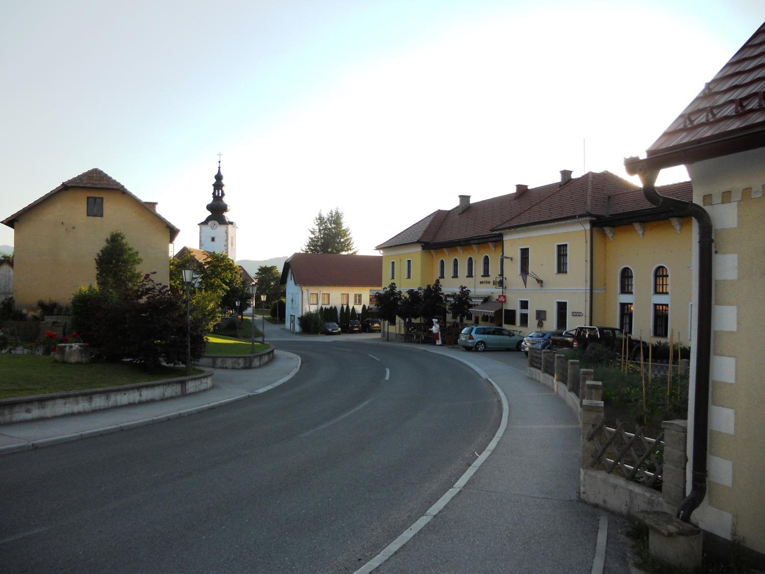 Photo 9